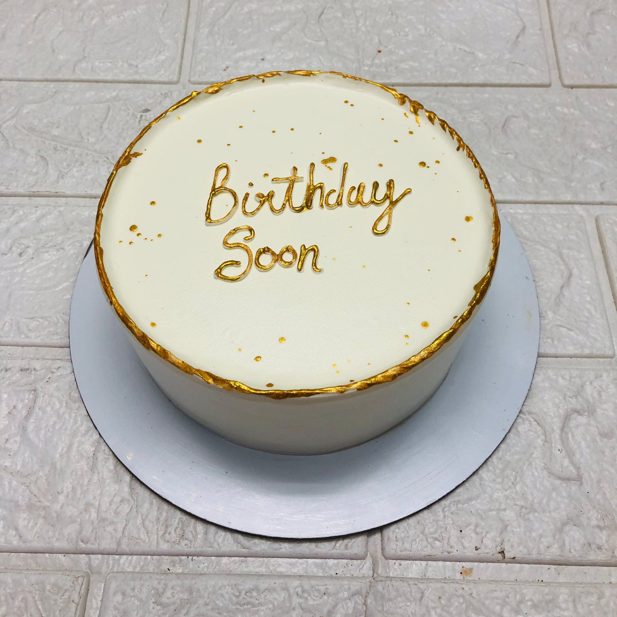 Basic White Birthday Cake 2 – Bento Cakes Noida