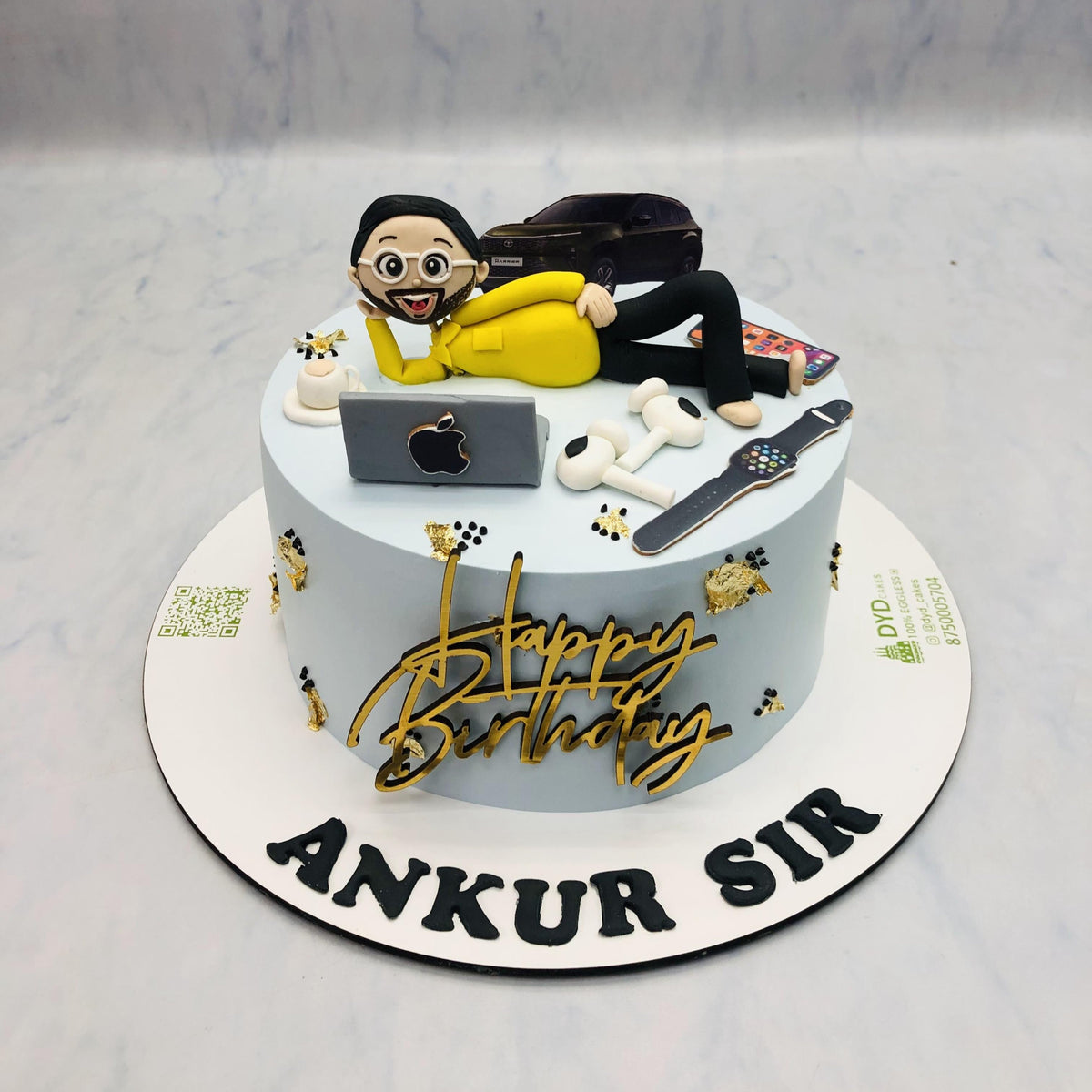 Gadgets Lover Men's Cake – Bento Cakes Noida