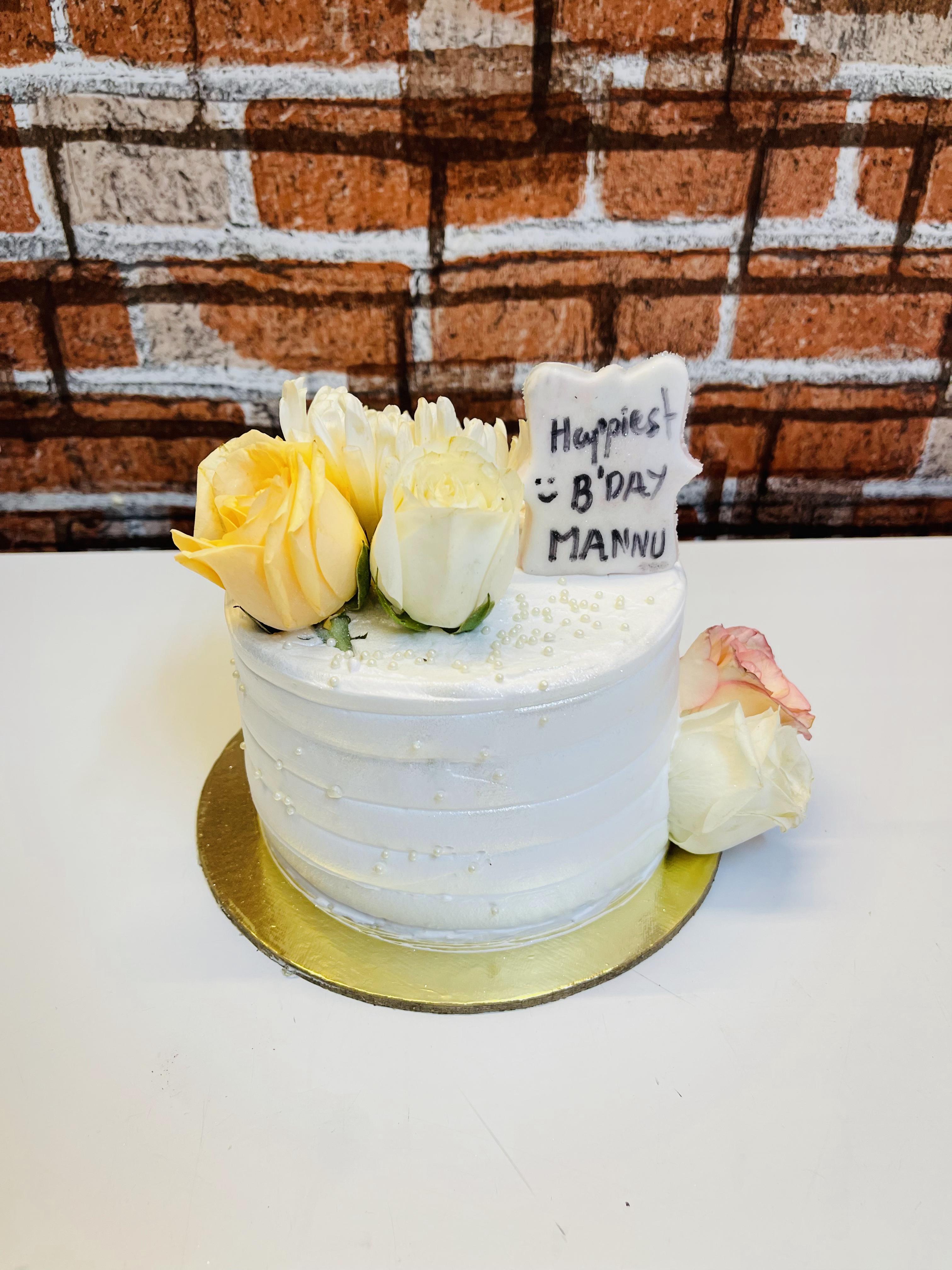 Yellow White Roses Cake