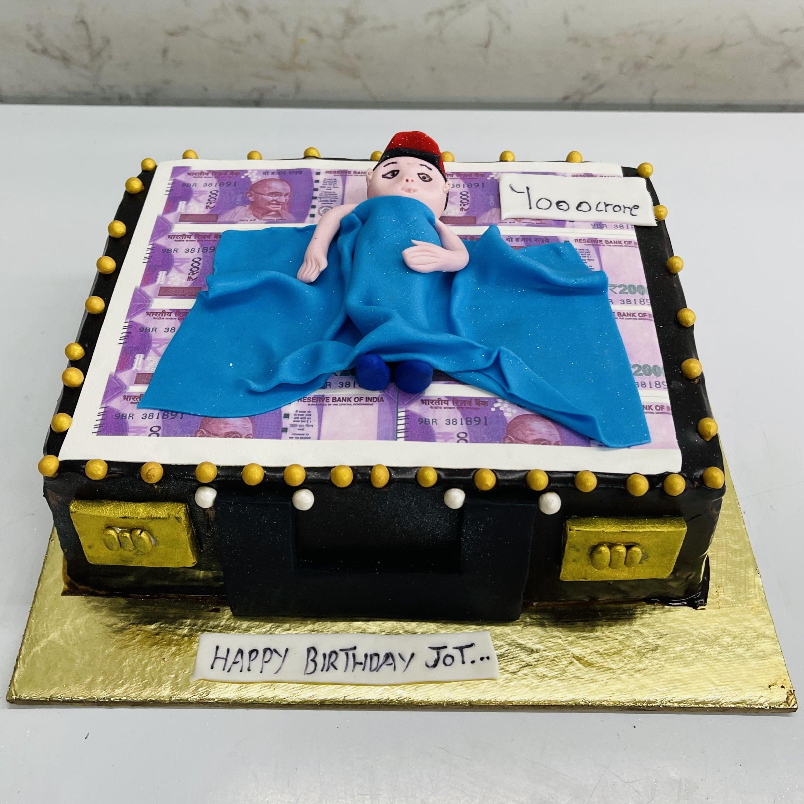 Gadget Lover Fondant Cake