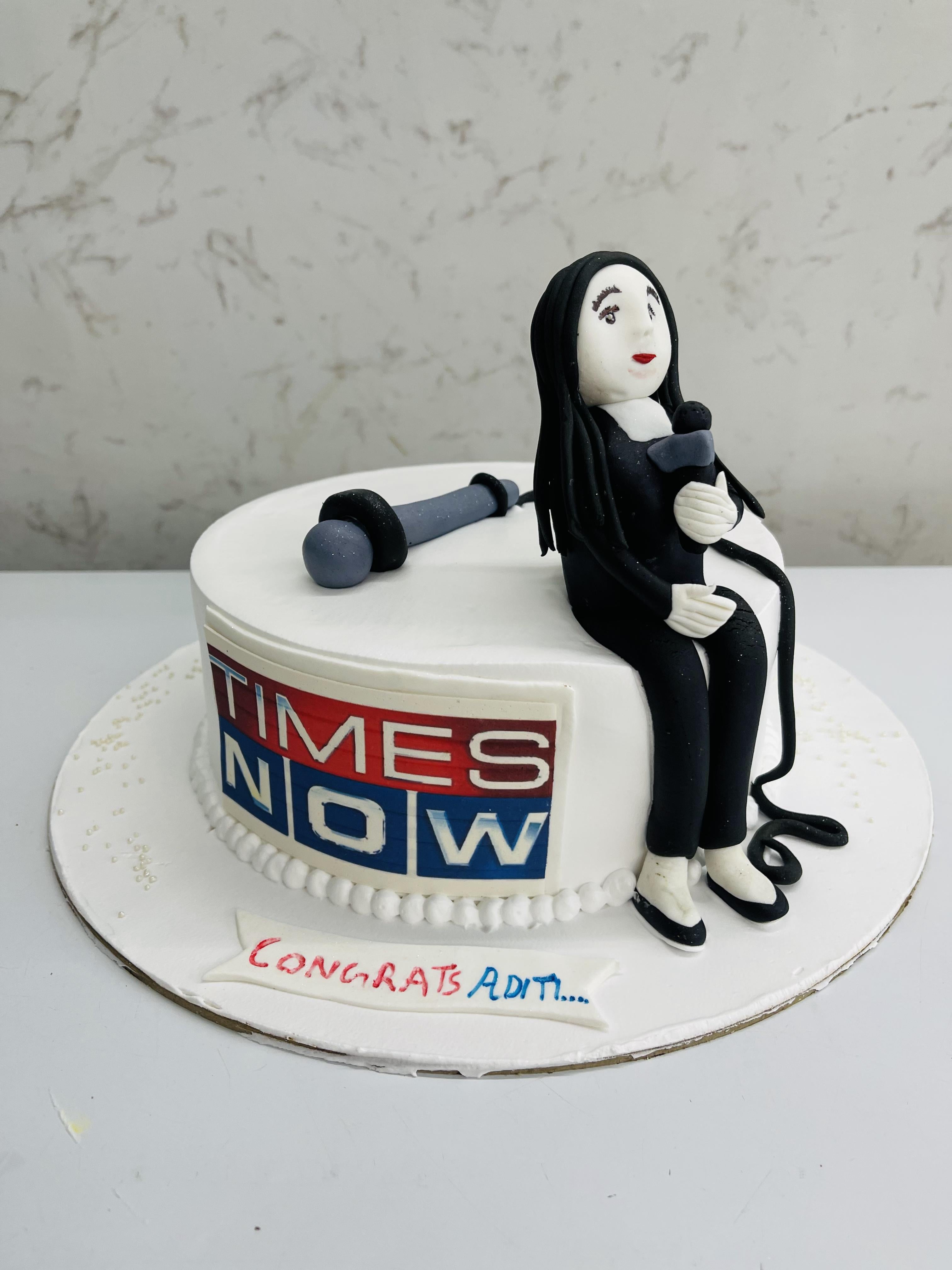TV Reporter Cake