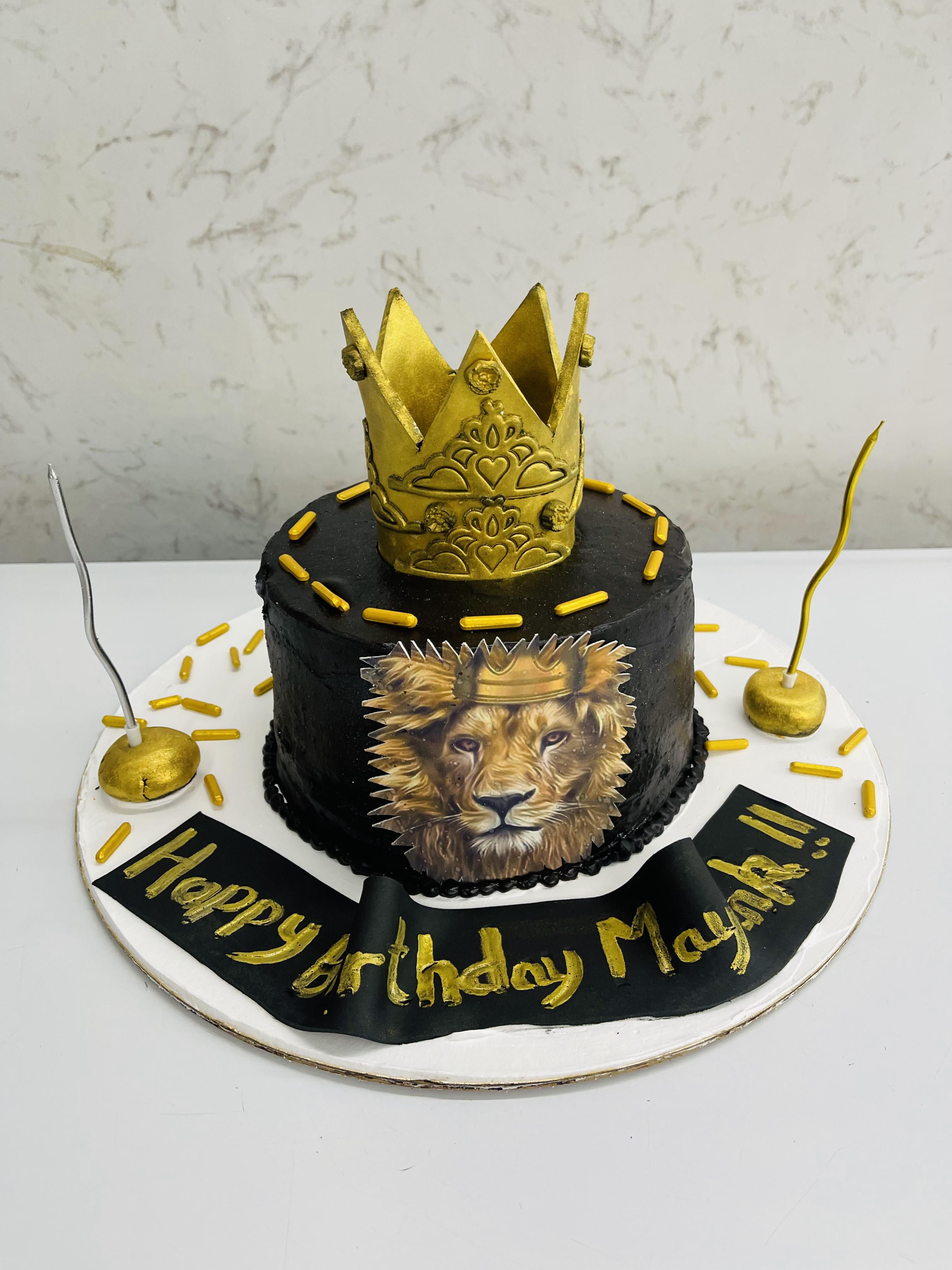 Royal Lion Cake