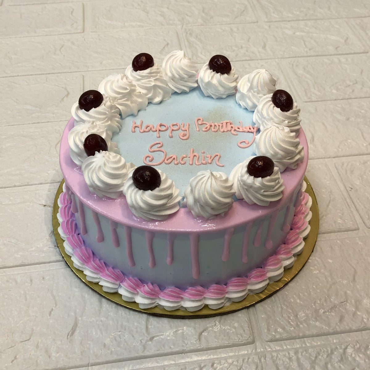 White Cream Cherry Cake