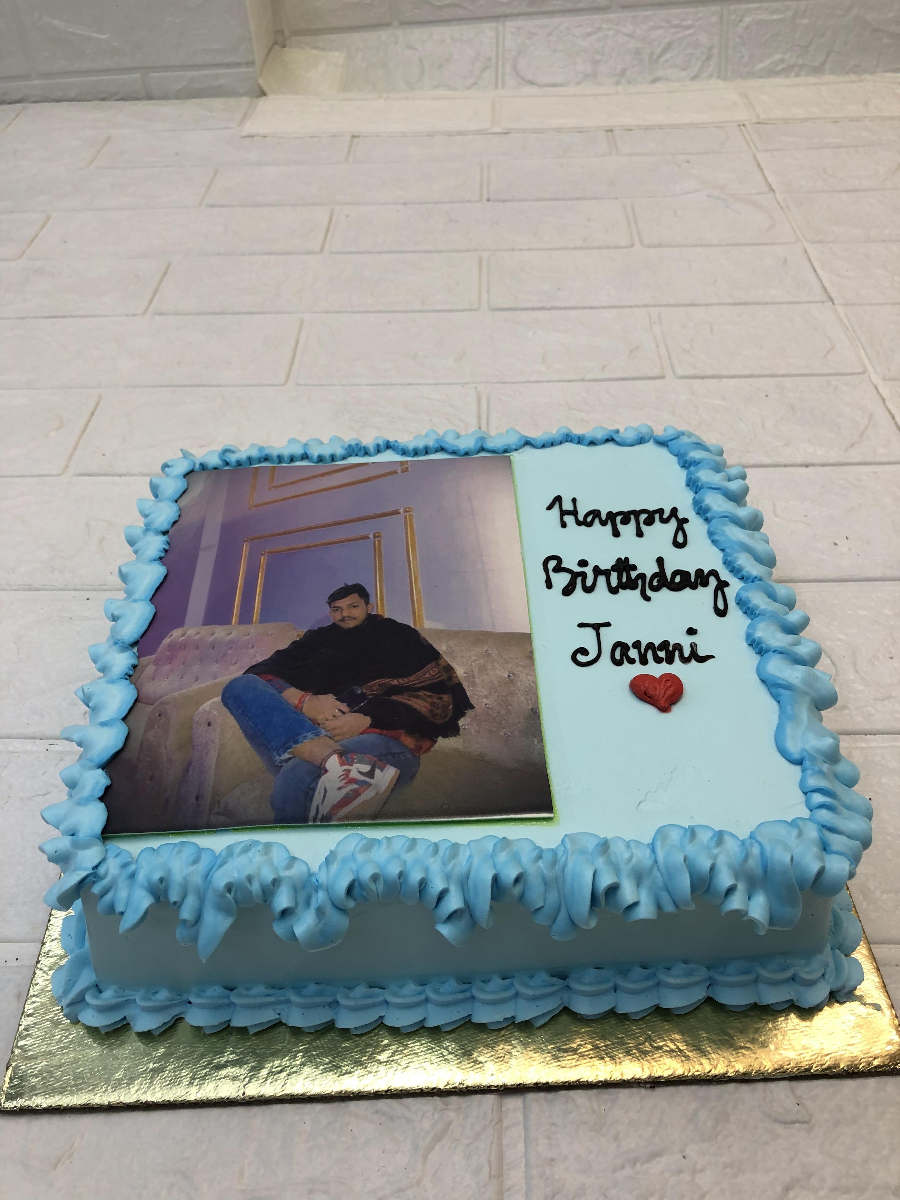 Pineapple Photo Cake