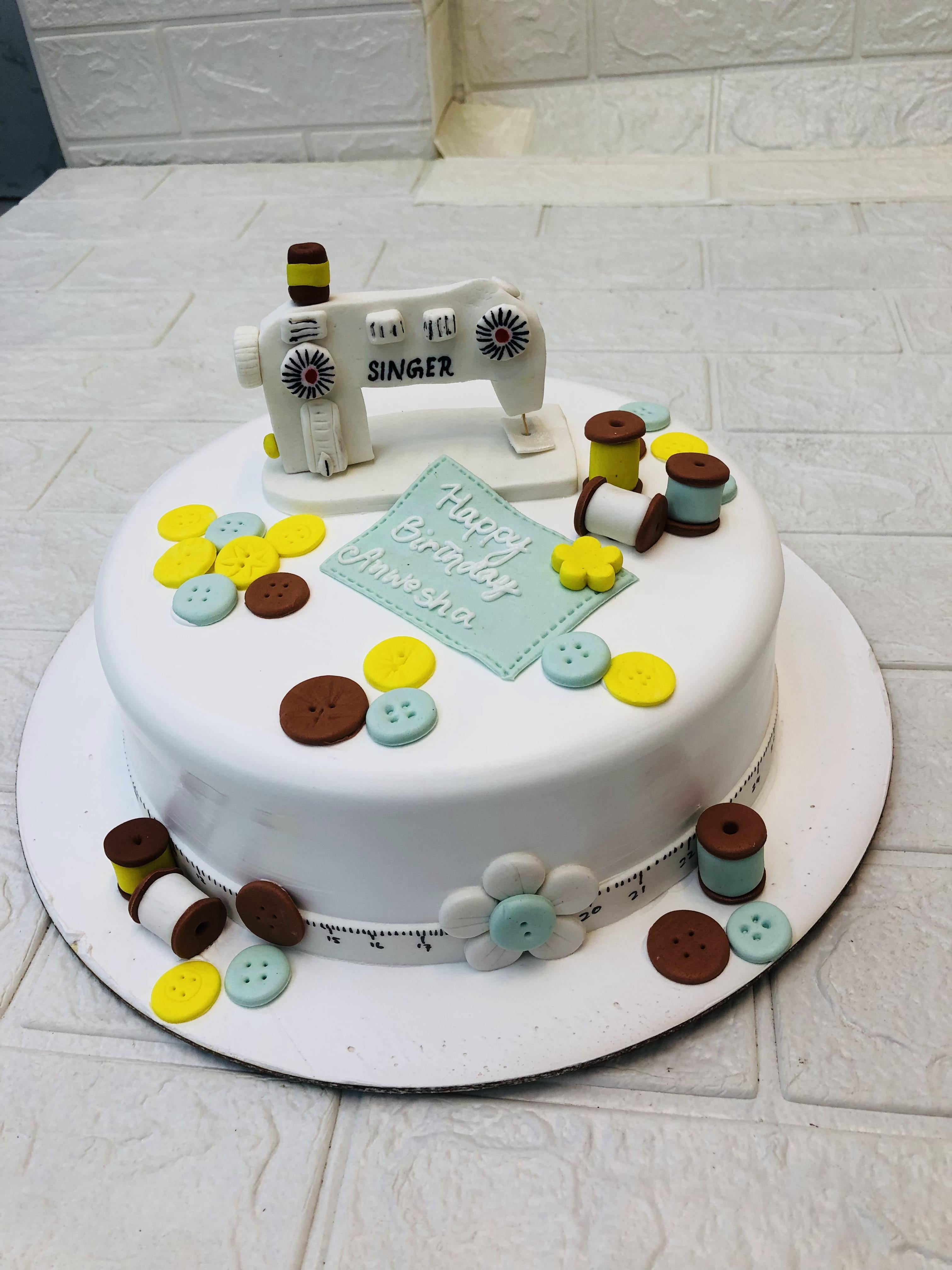 Sewing Machine Cake