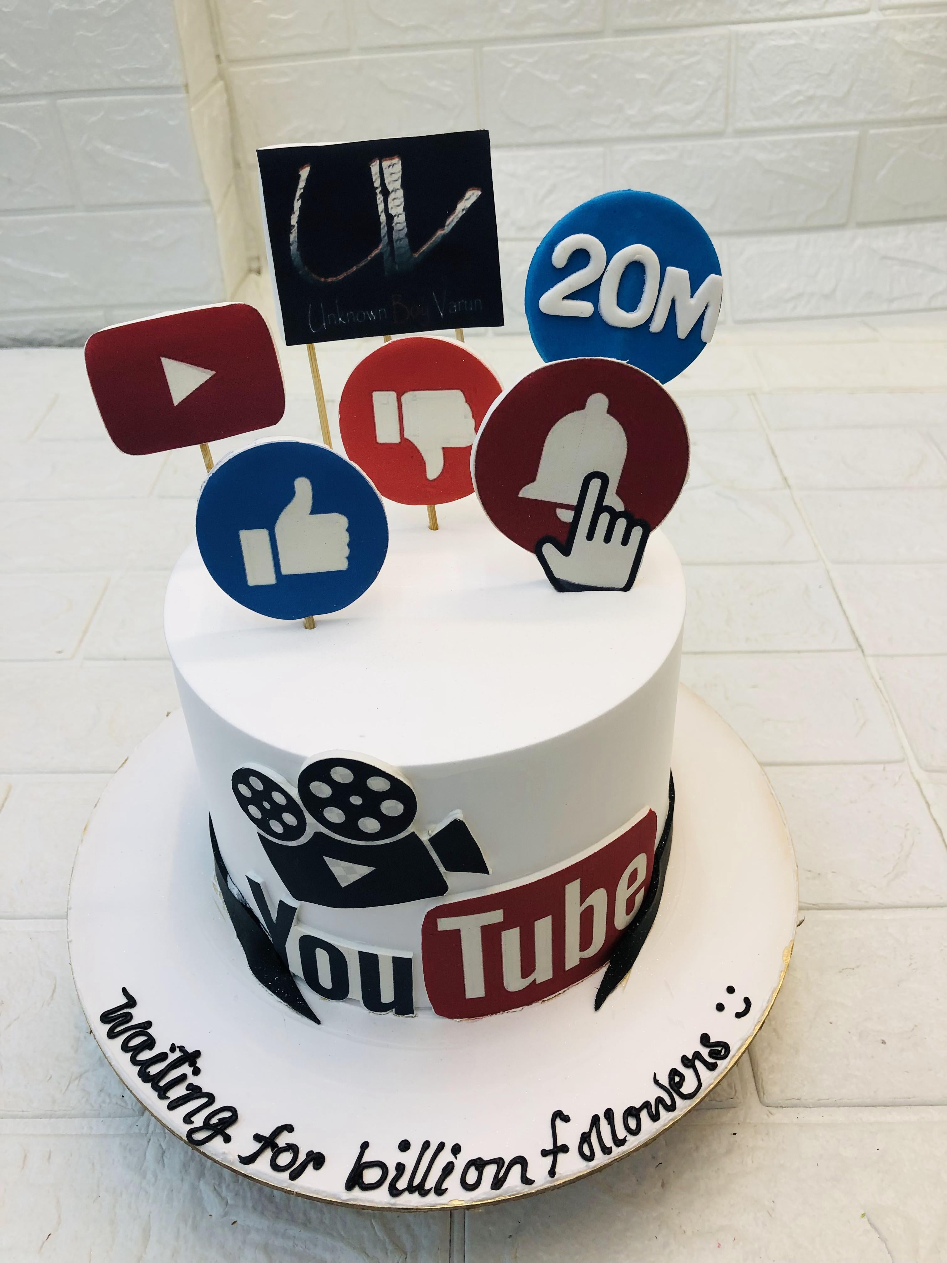 Social Media Youtuber Cake