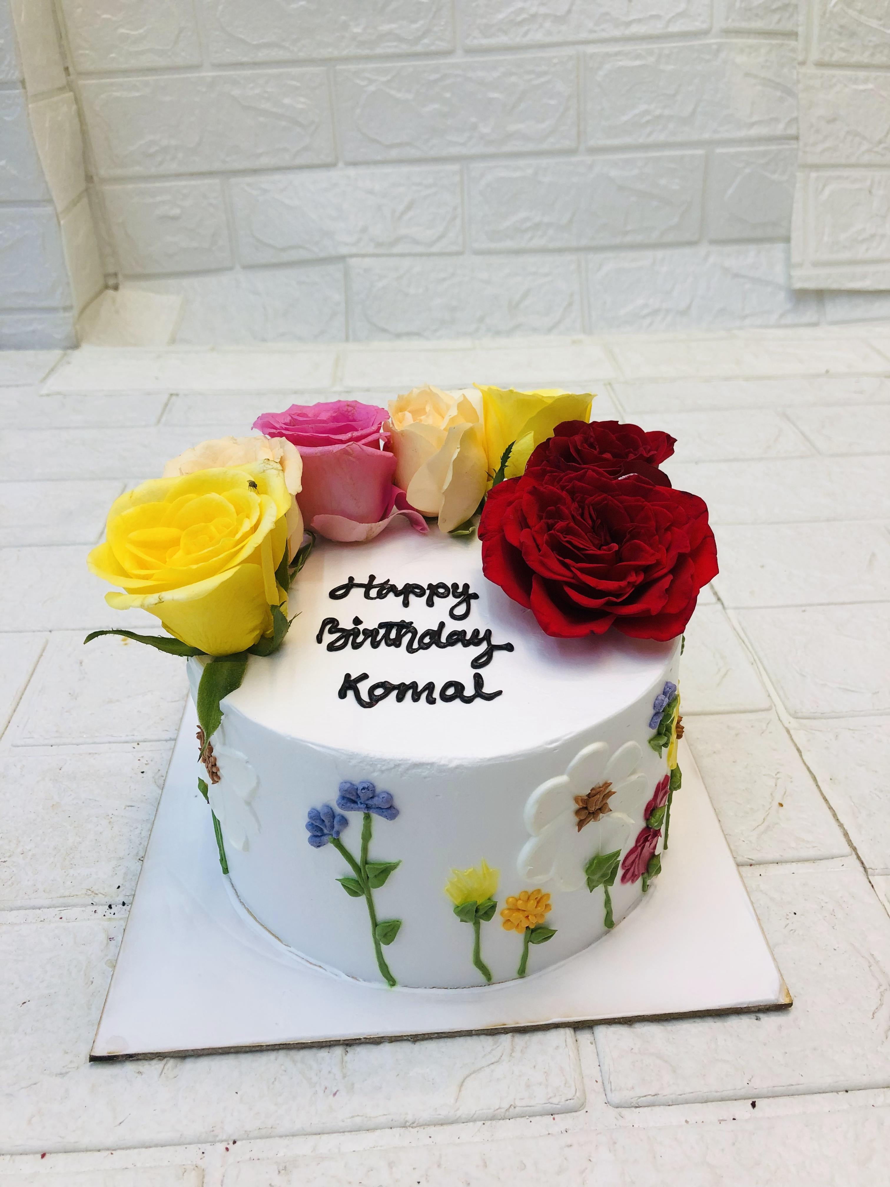 Lovely White Cream Cake