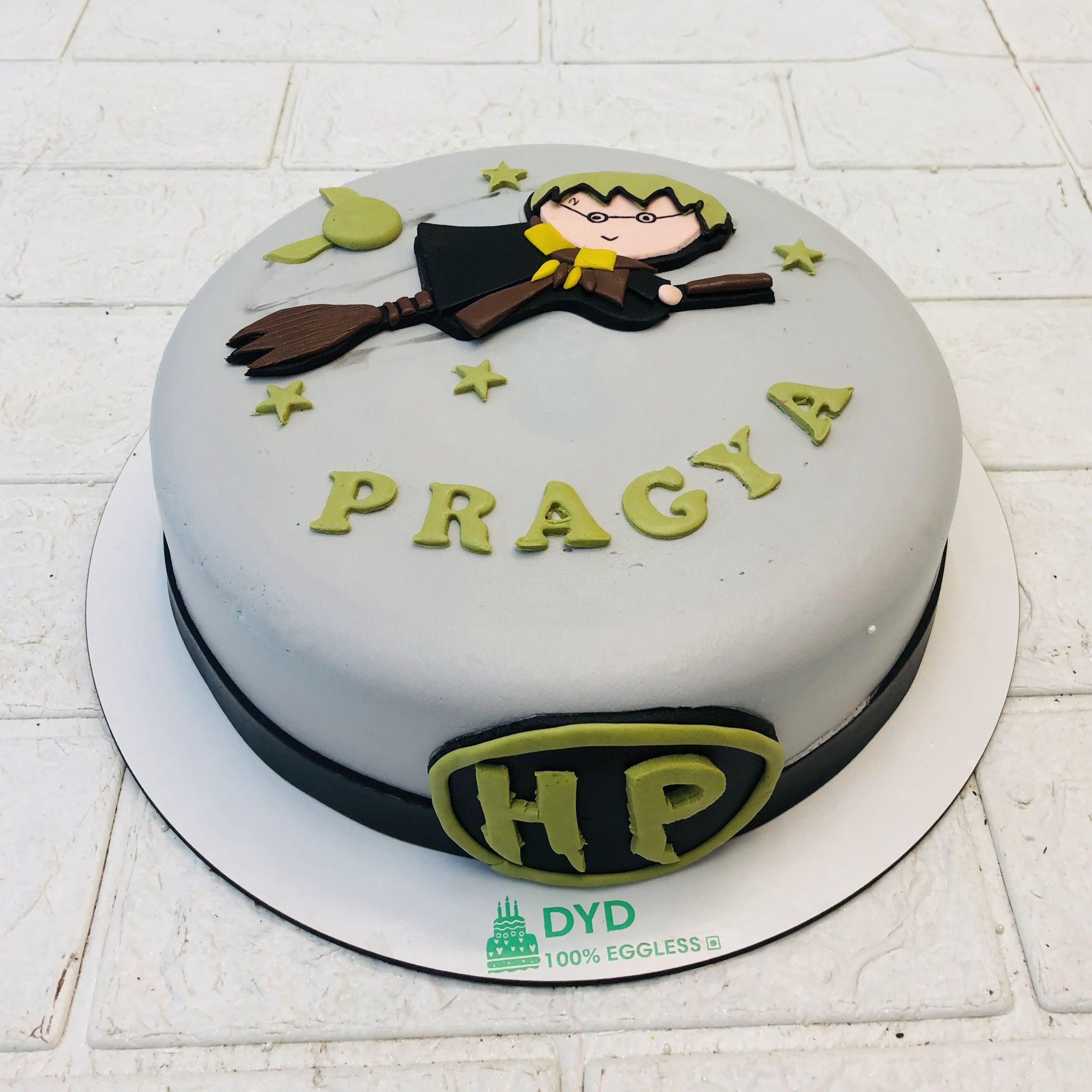 Flying Harry Potter Cake