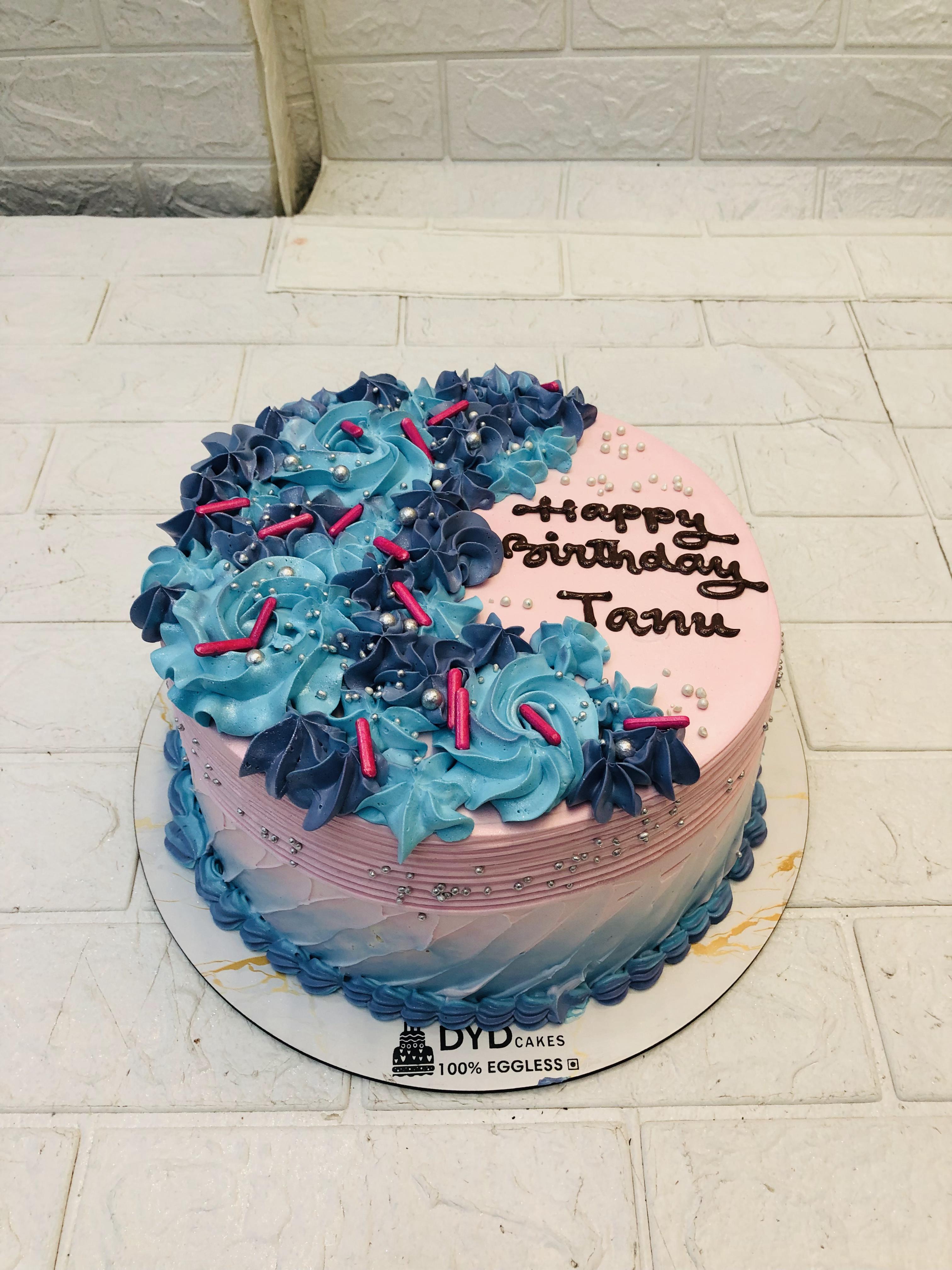 Beautiful Blue Floral Cake