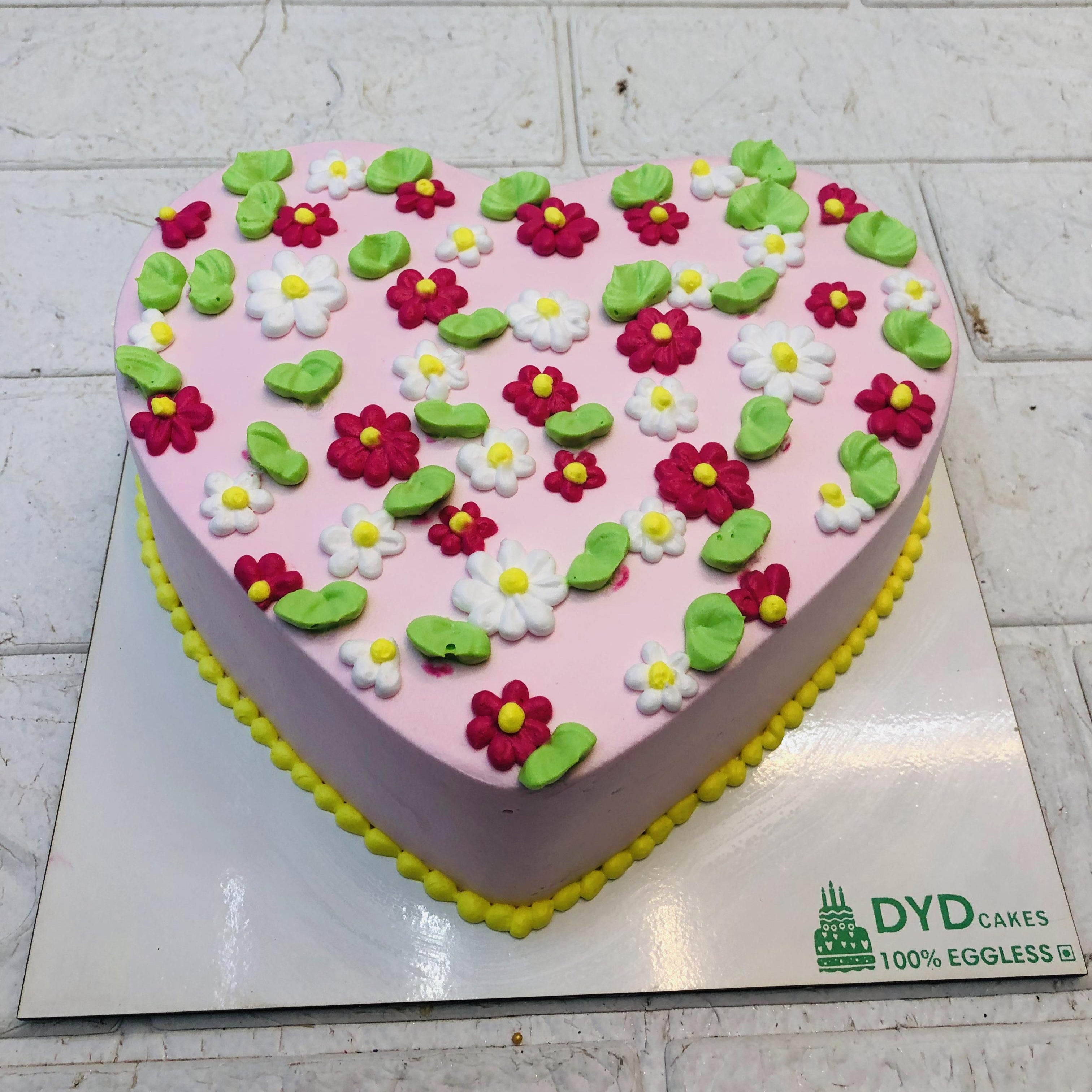 100% Eggless Lovely Heart Shape Cake in Noida , Greater Noida, Delhi from DYD Cakes