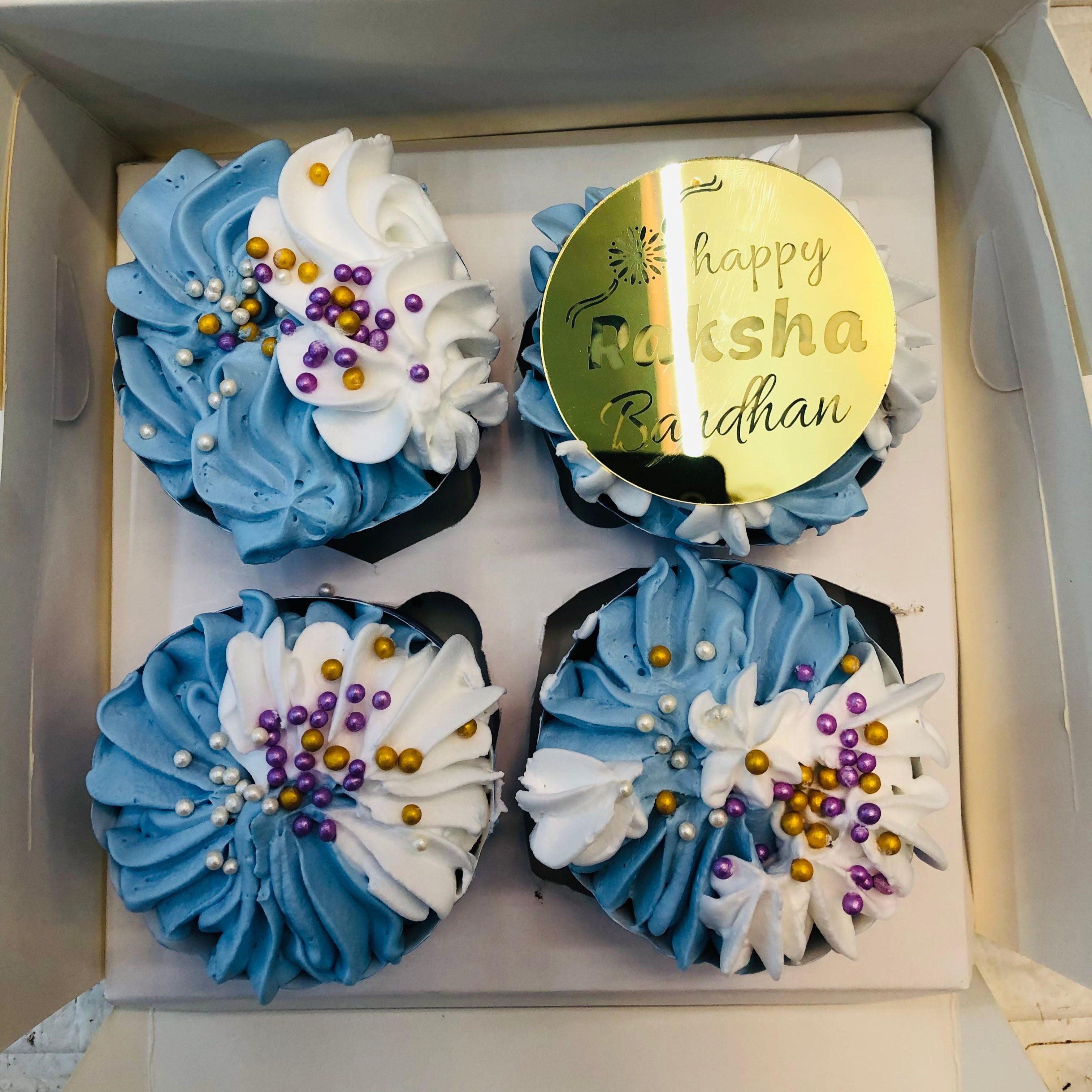 Dazzling Blue Cupcakes