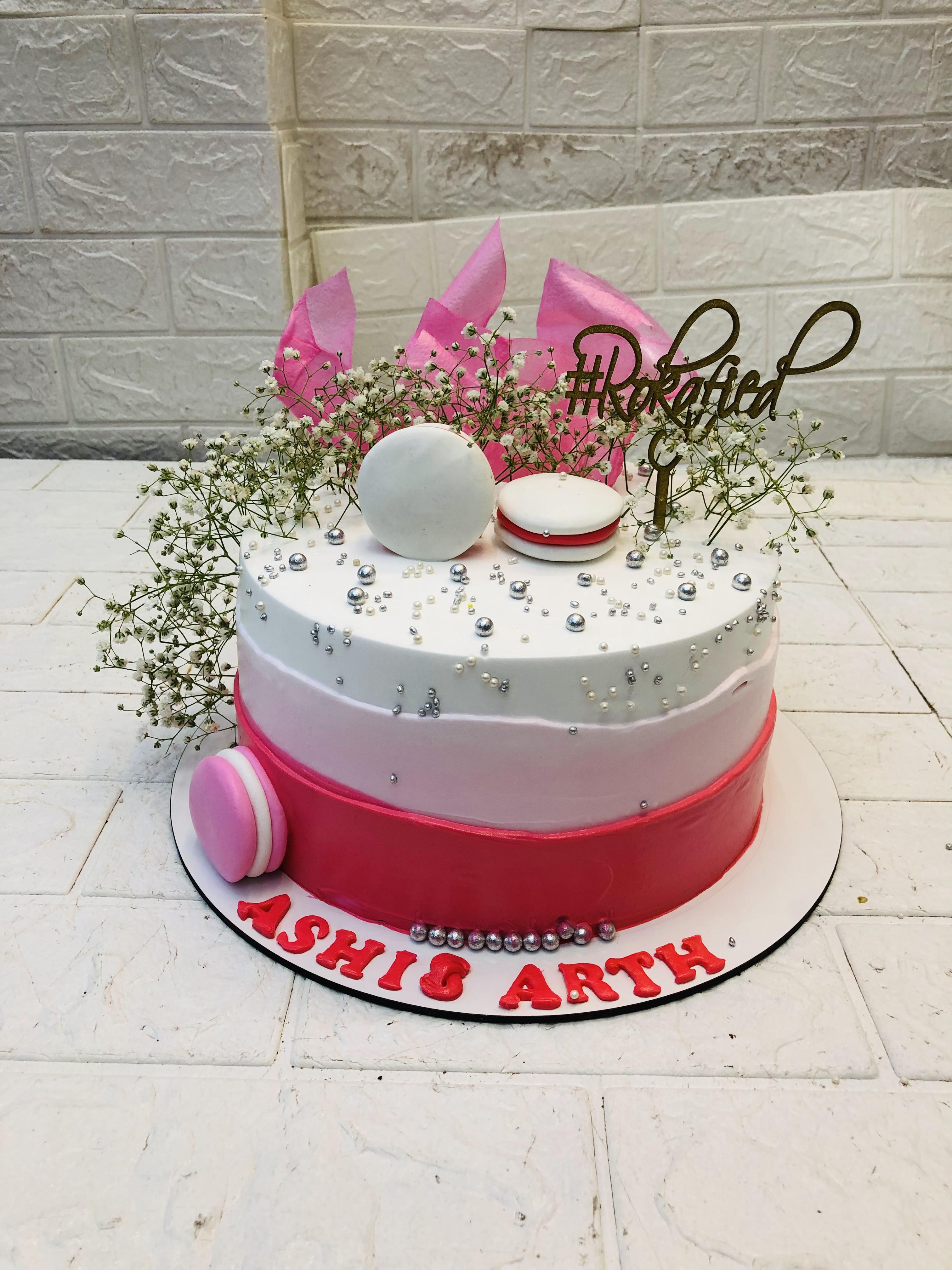 White Oreo Cake With Flowers