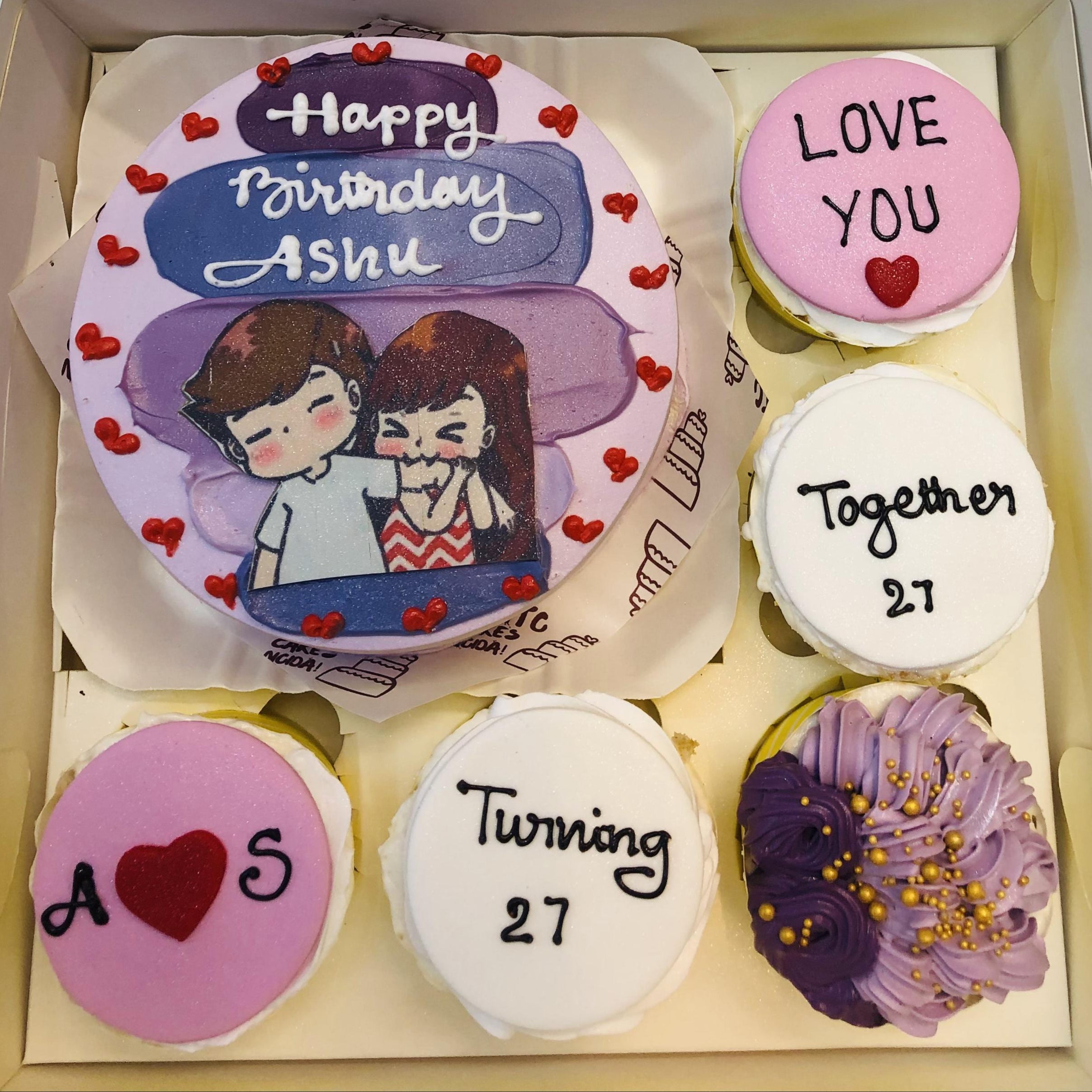 Biting Couple Theme Bento Combo Cake