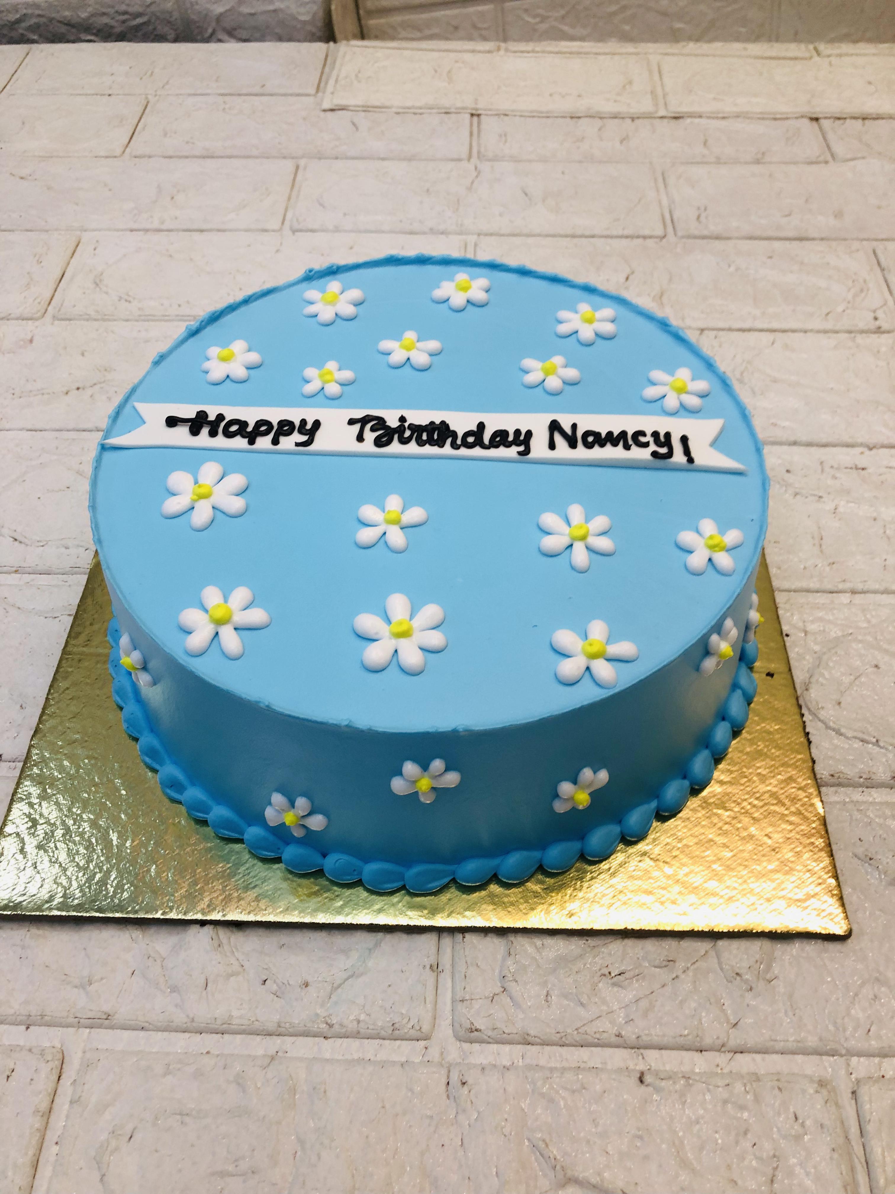 Blue Floral Design Cake