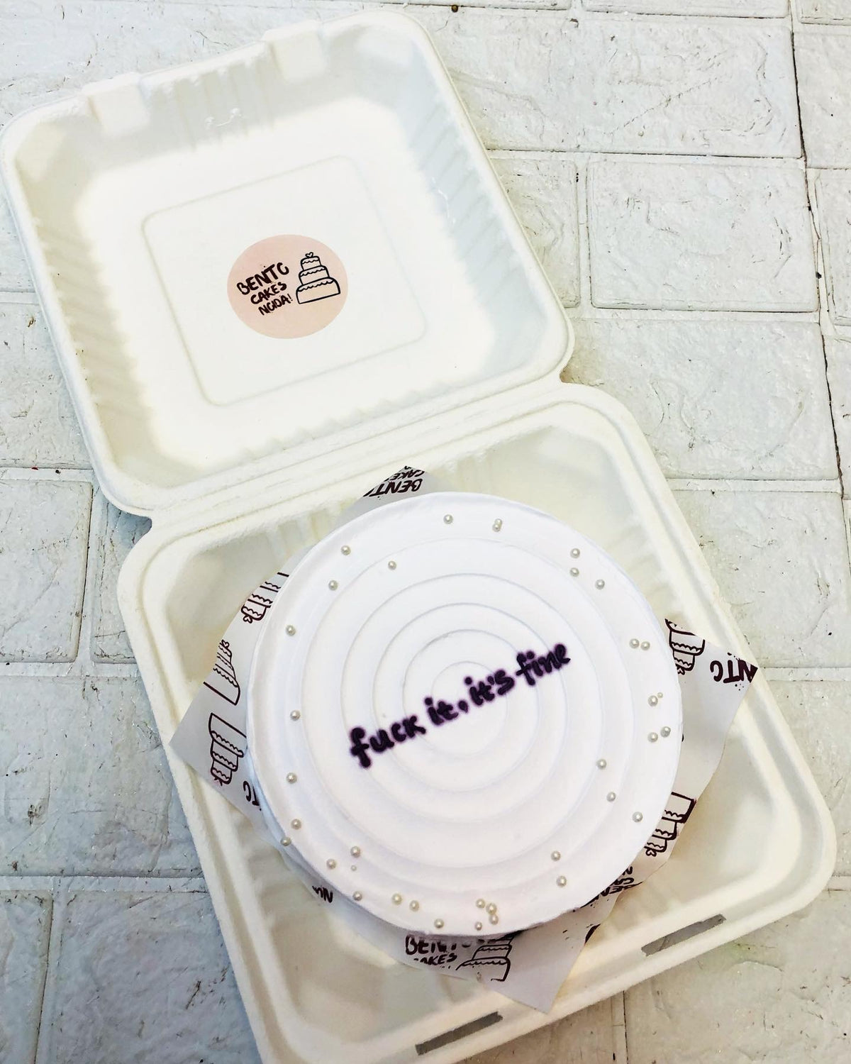 White purpal Bento Cake