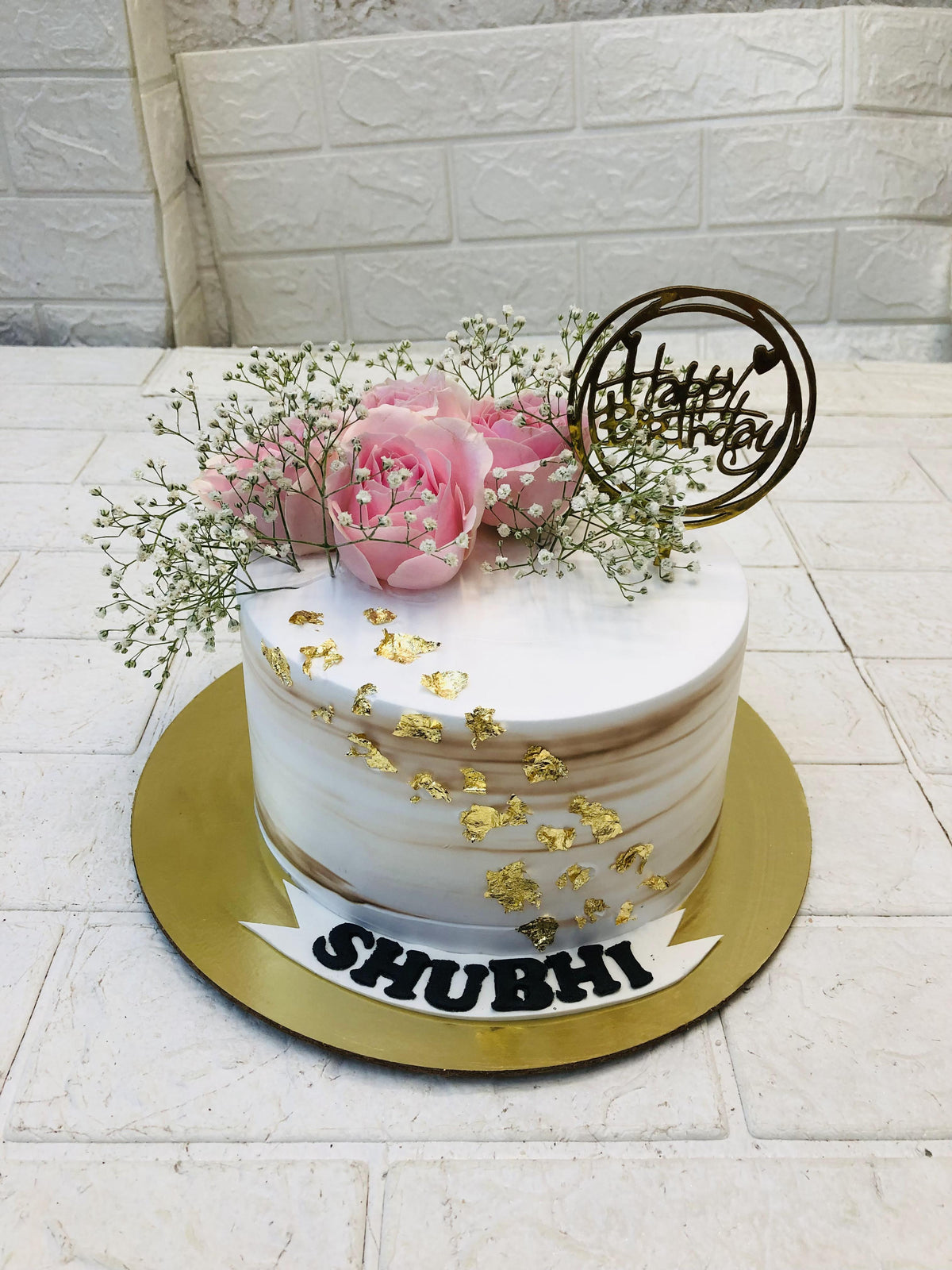 Creamy Floral Cake