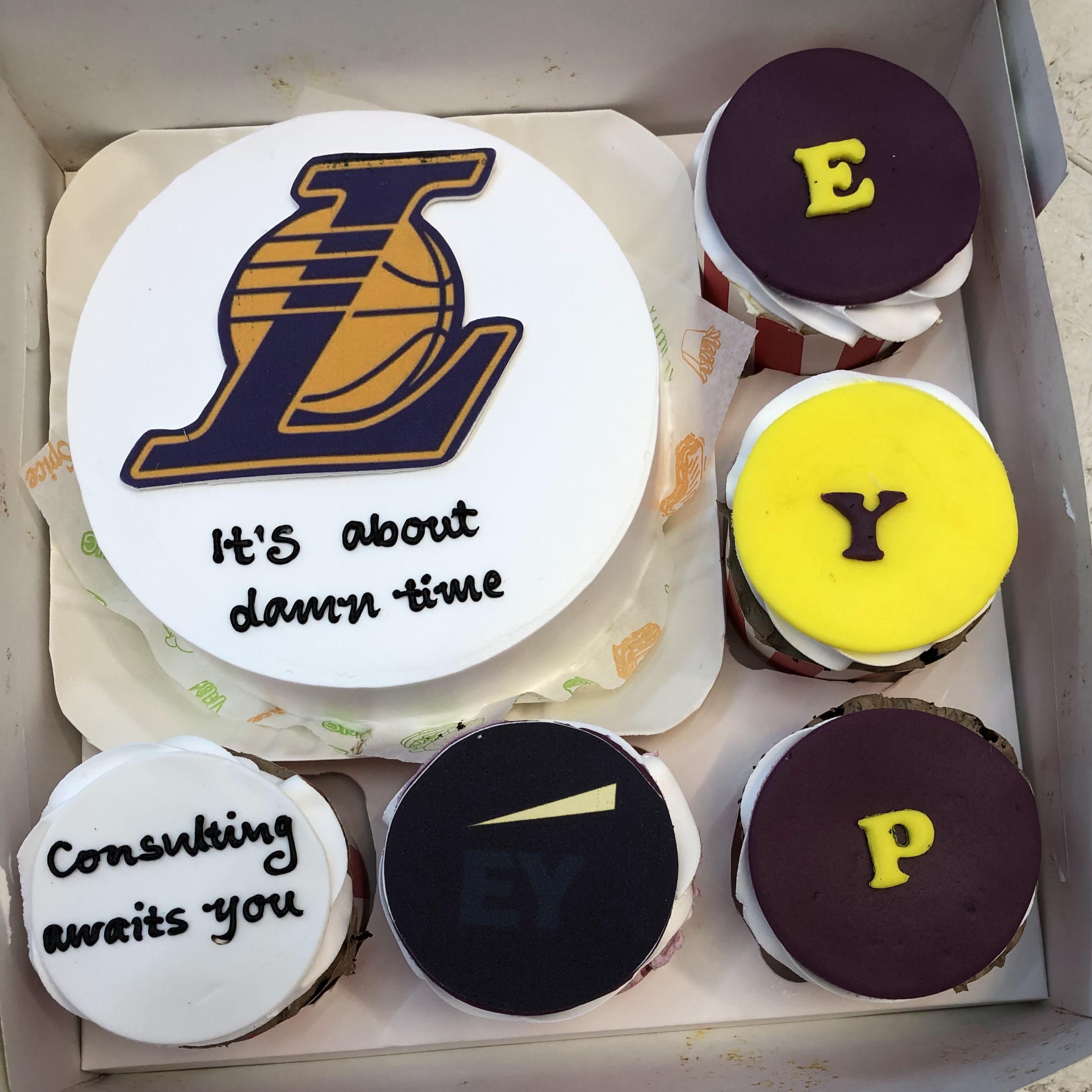 Commercial Bento Combo Cake