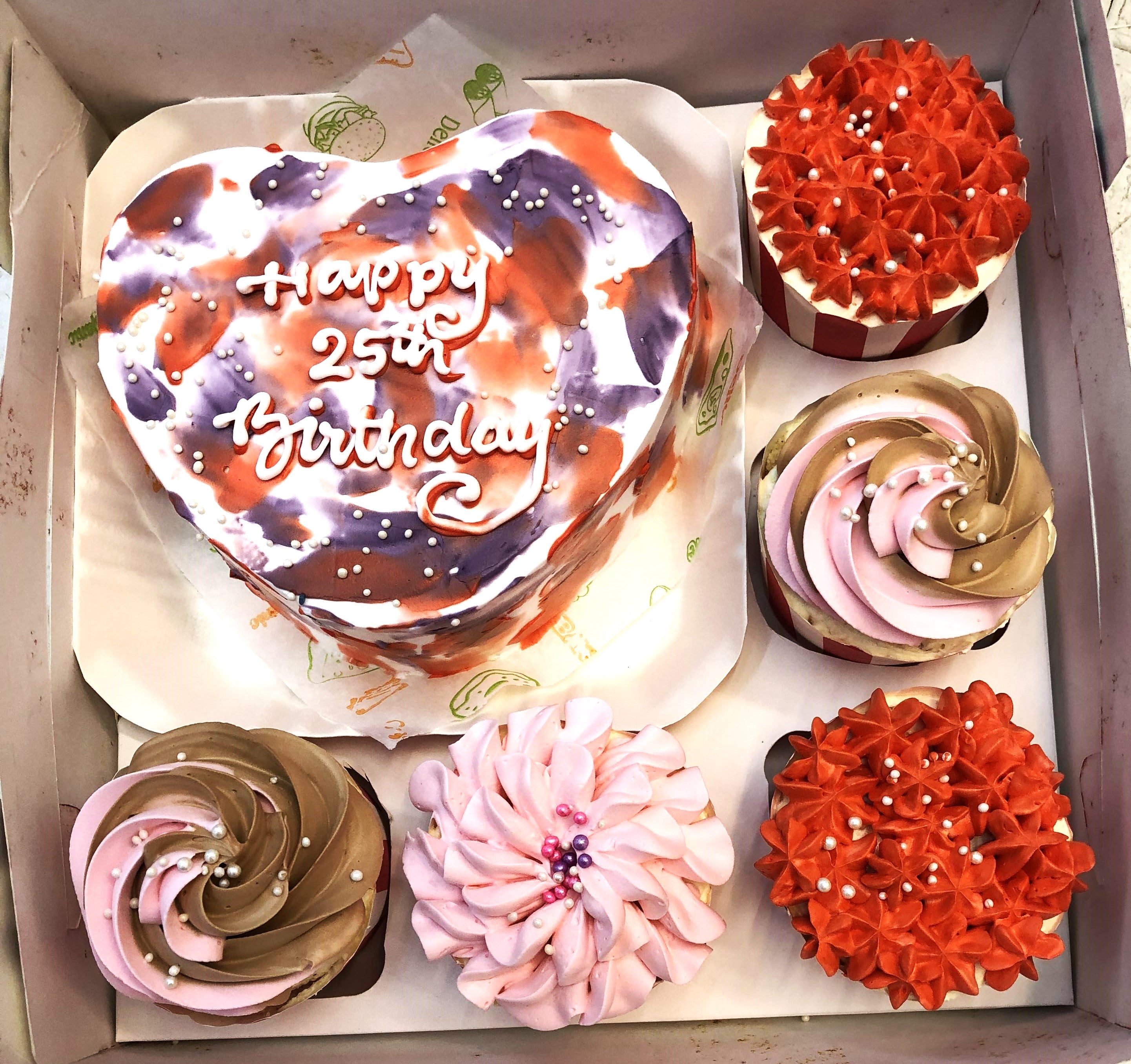 Aesthetic Heart Bento Combo Cake