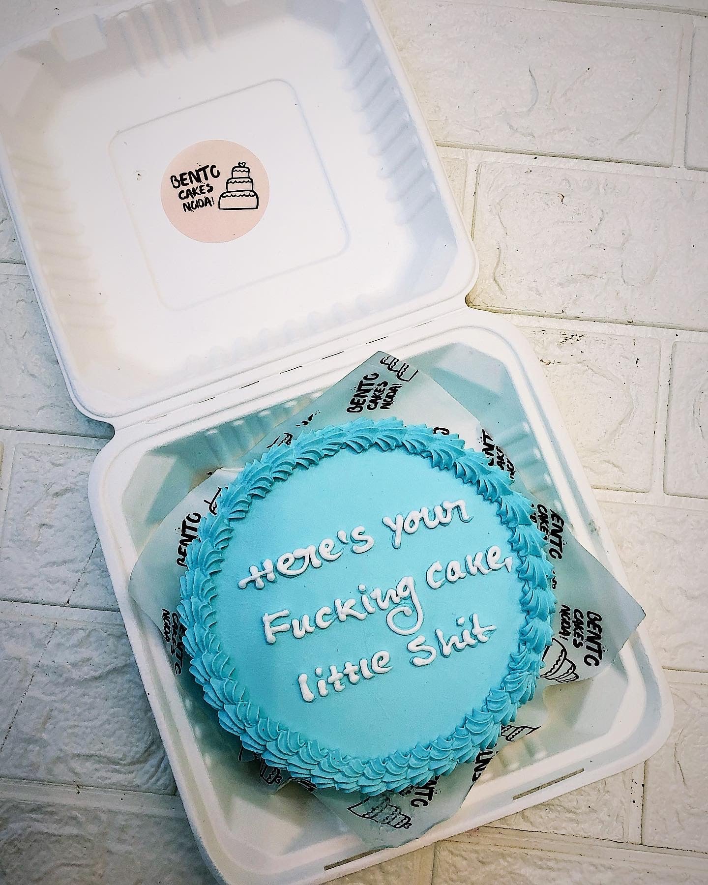 Message Theme Blue Bento Cake