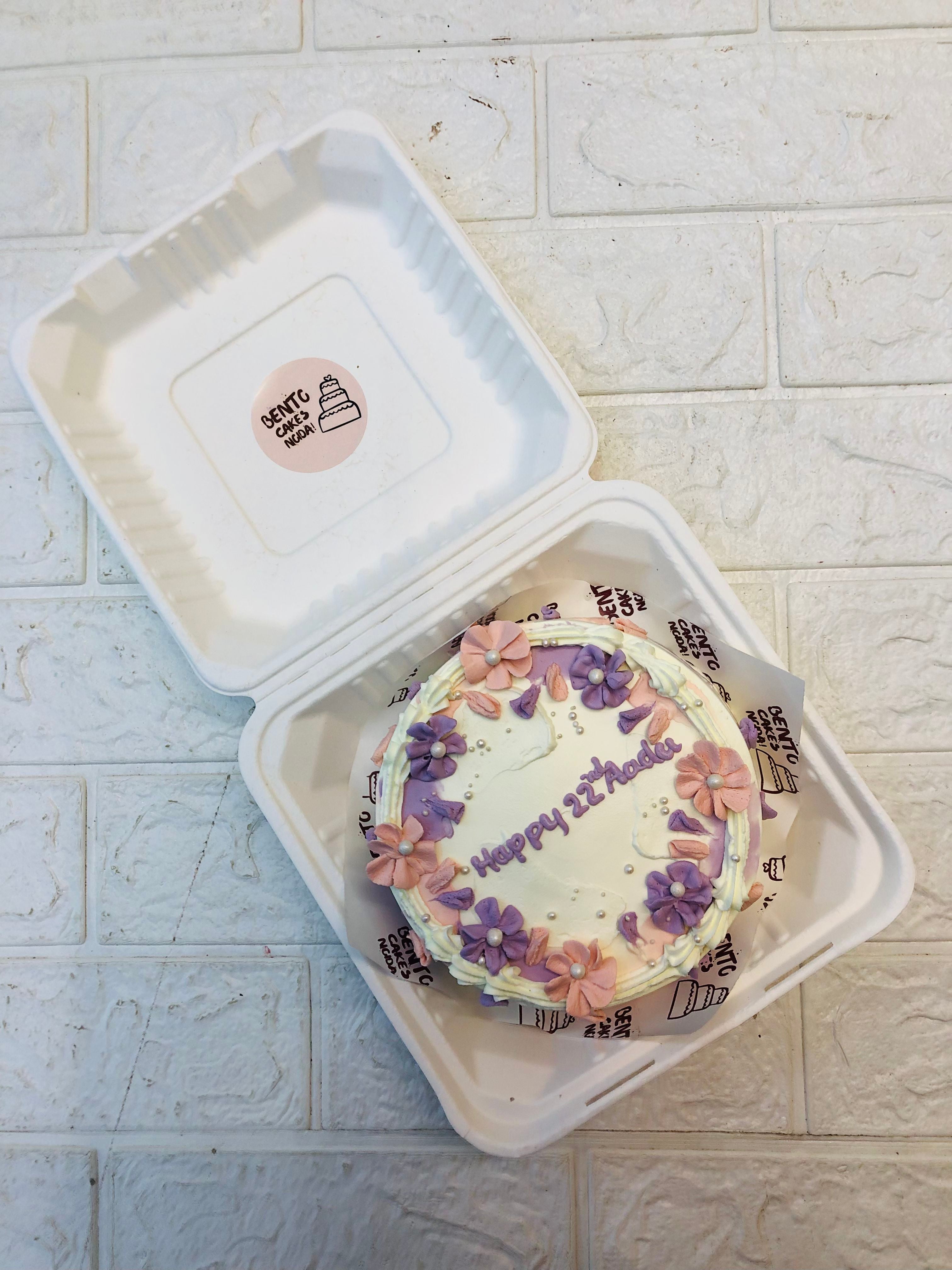 Elegant Florals Theme Bento Cake