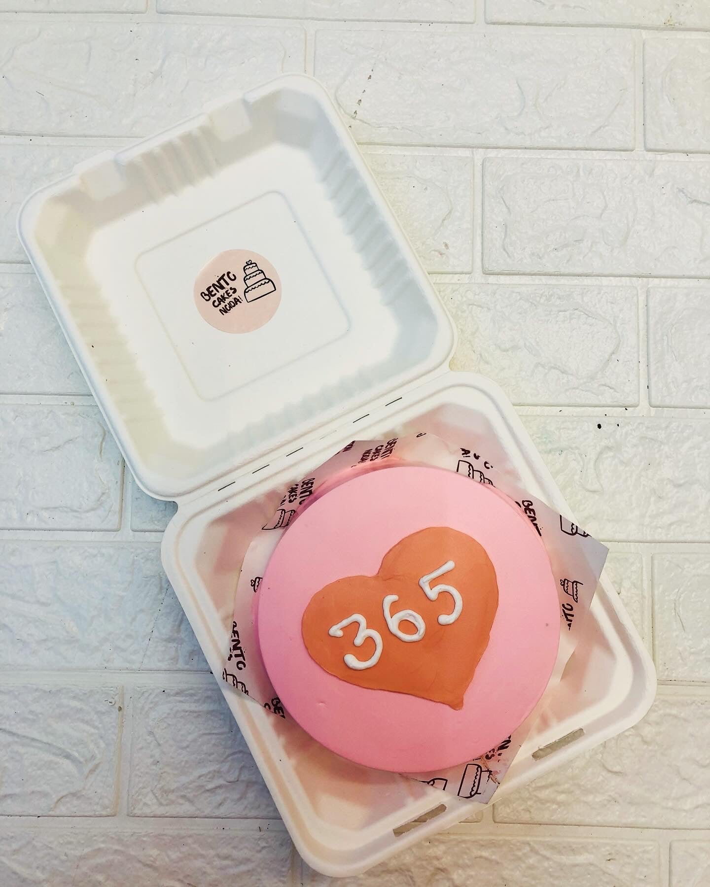 One Year theme Anniversary Bento Cake