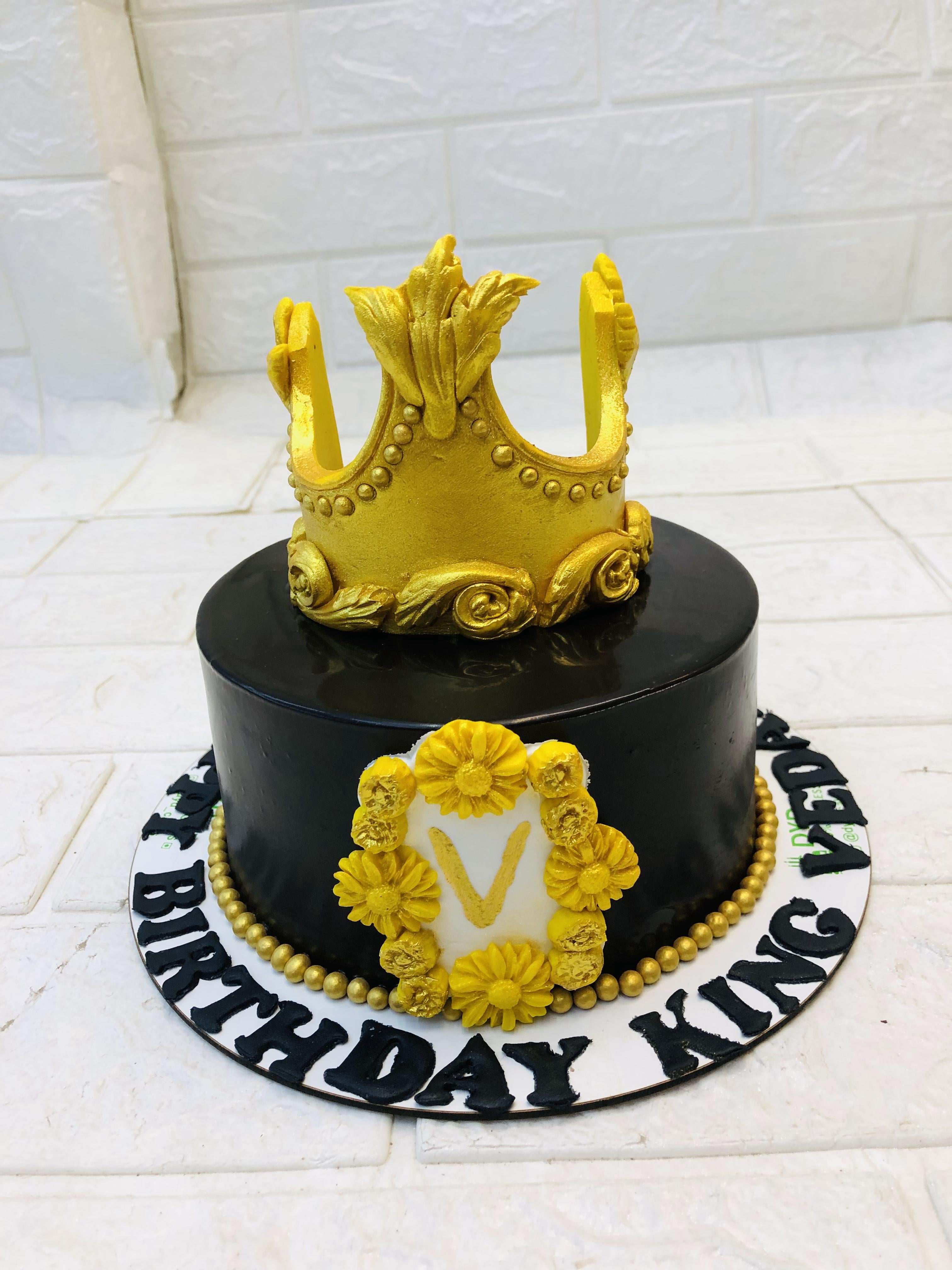 Black And Gold Cake