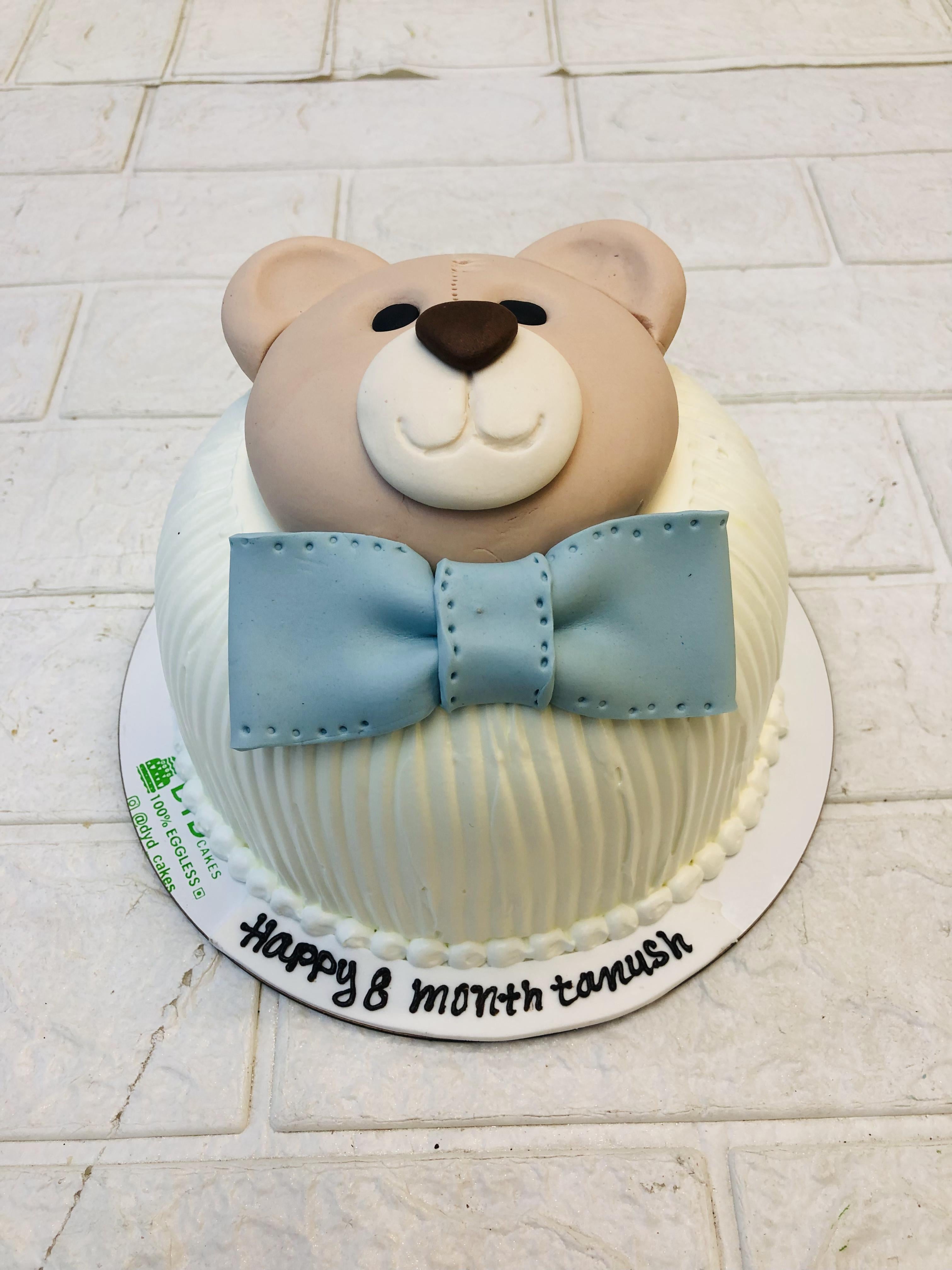 Bow Brown Bear Cake