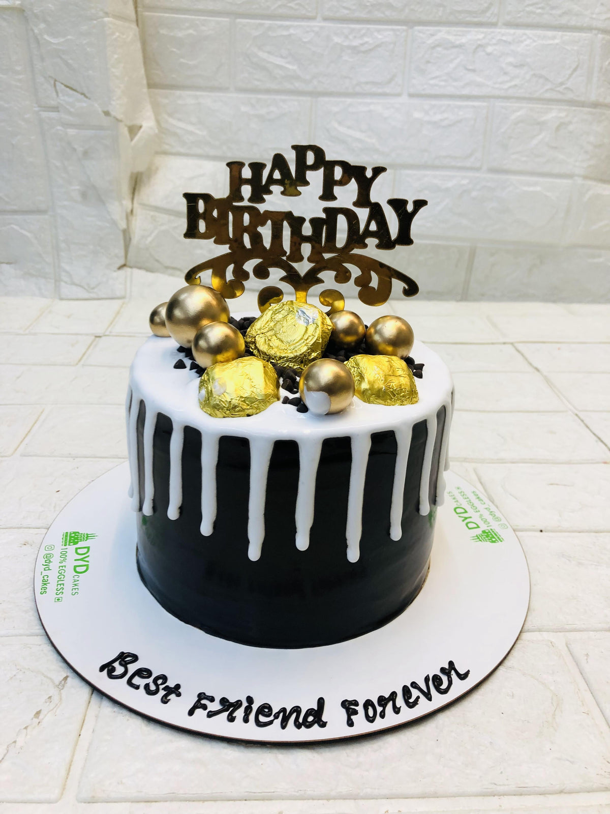 White Cream Drip Cake