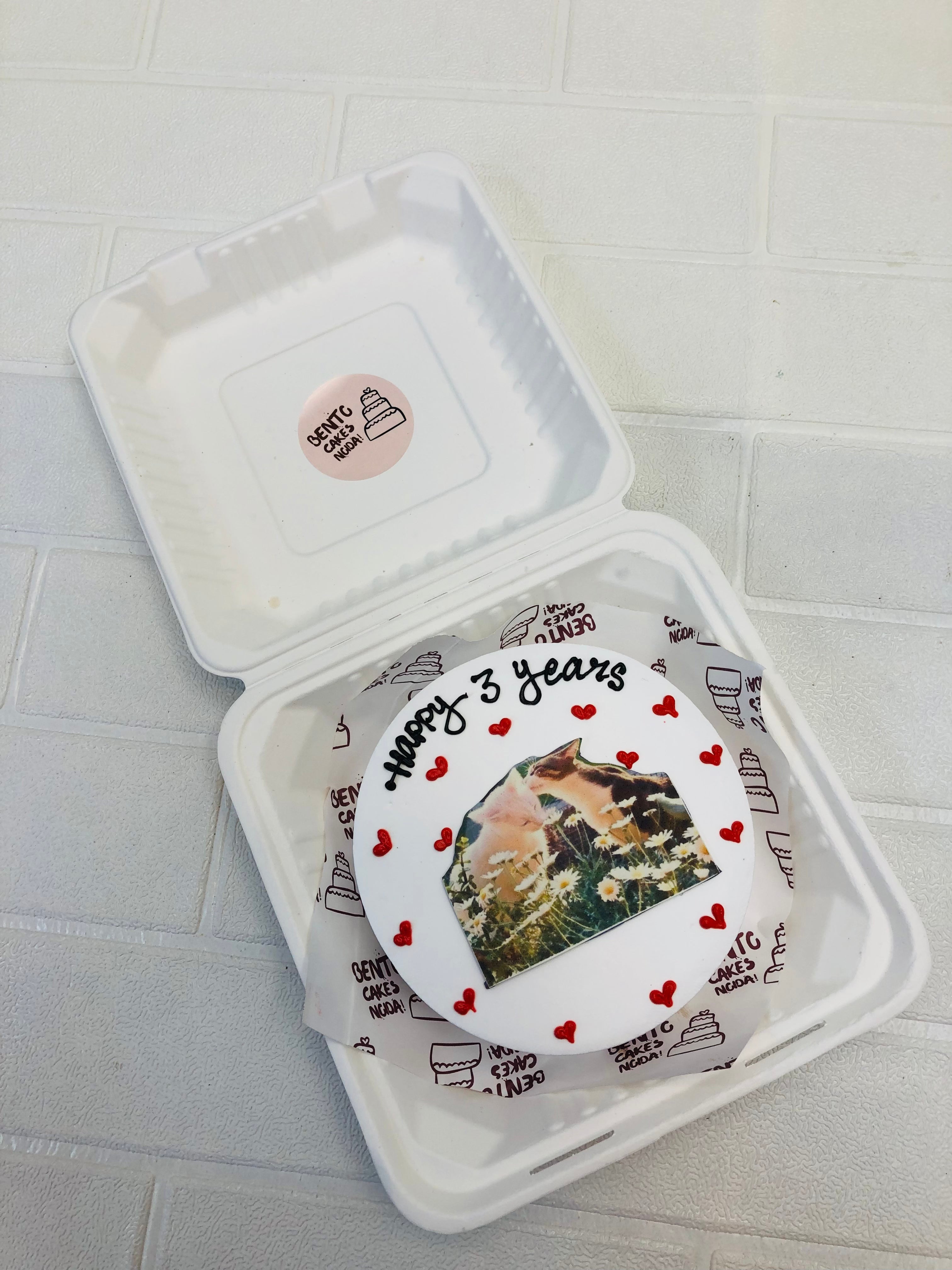 Flower Print Bento Cake