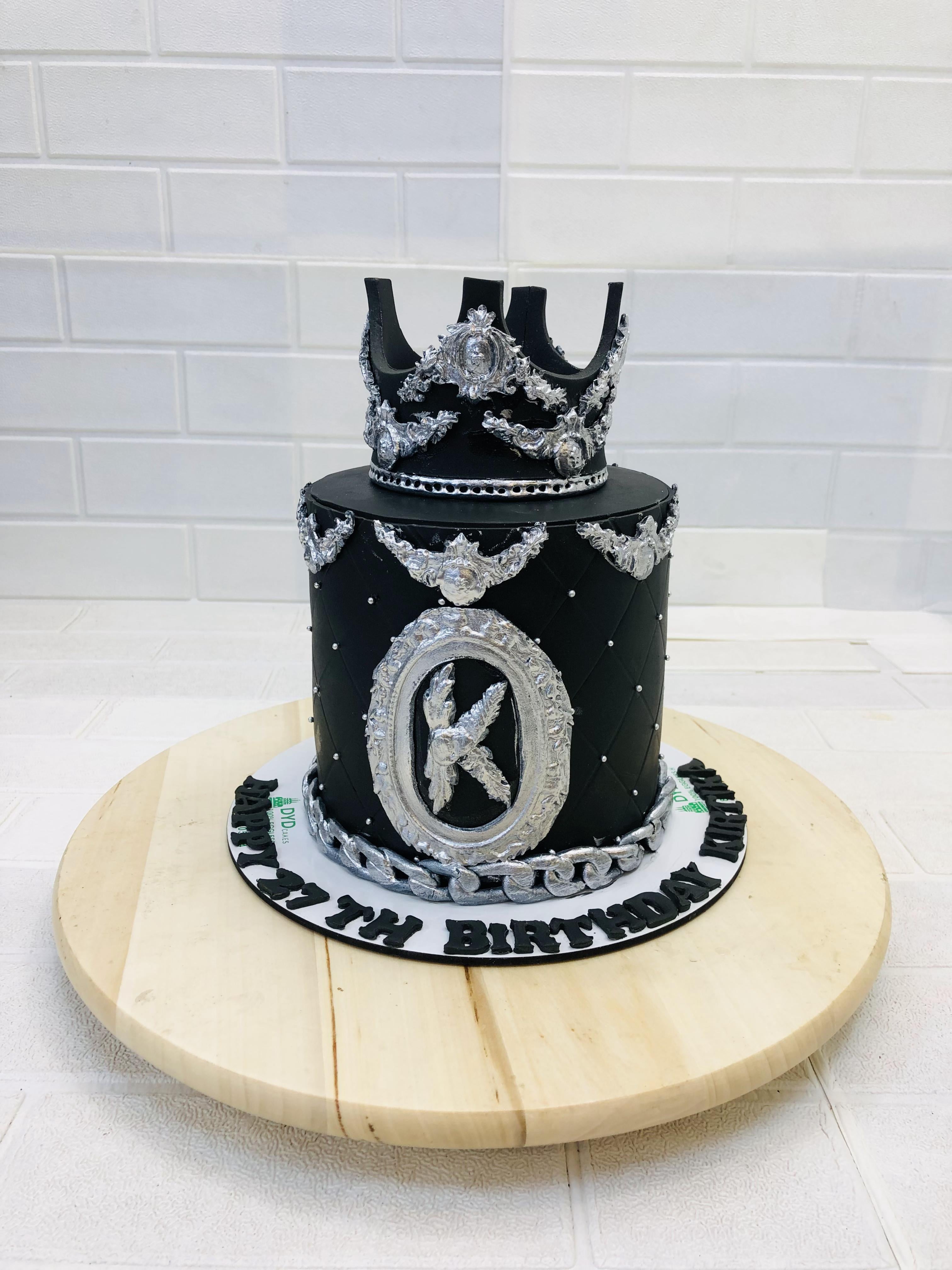 Black & Silver King Cake