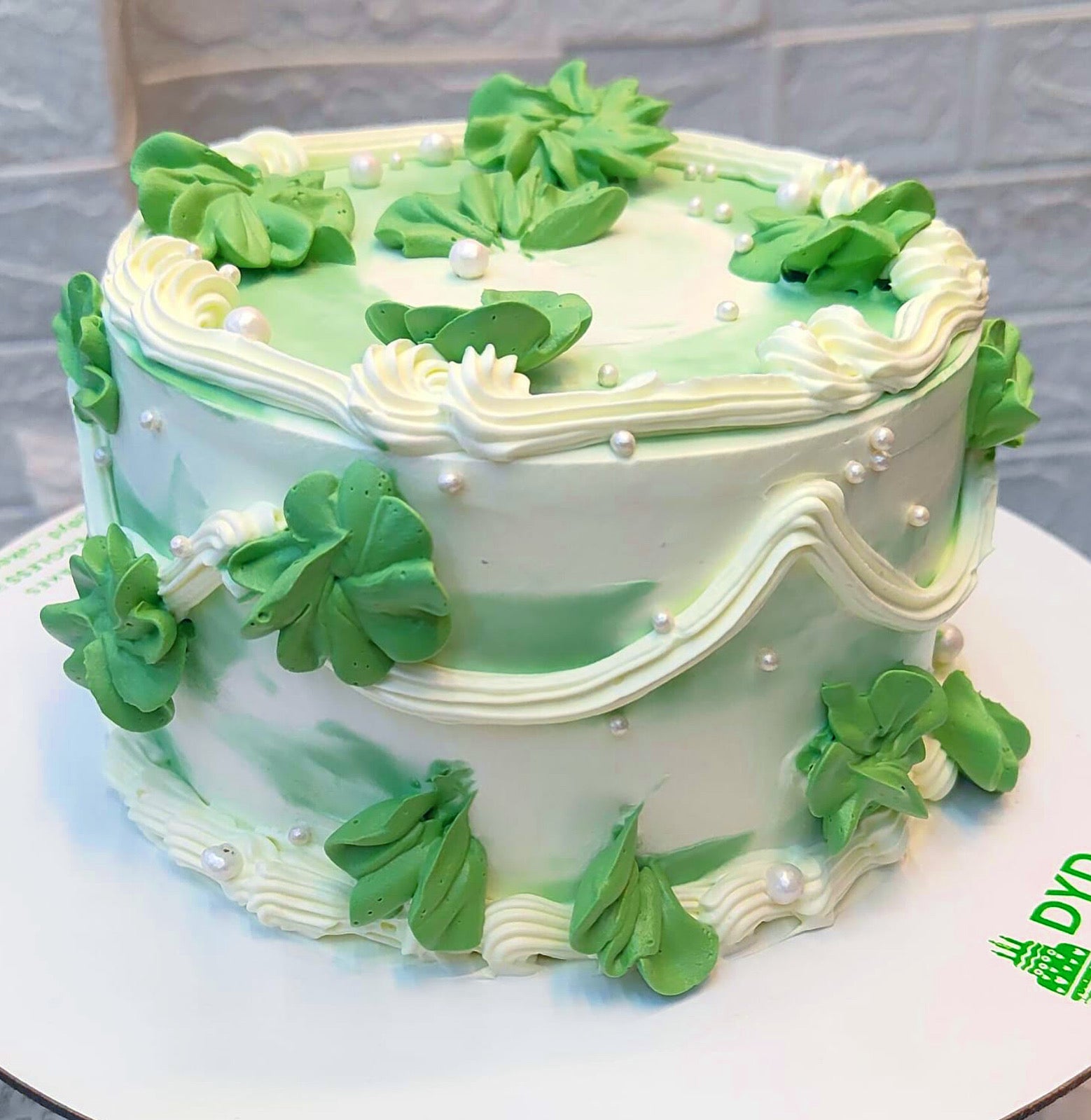 Basic Green Flowers Theme Cake