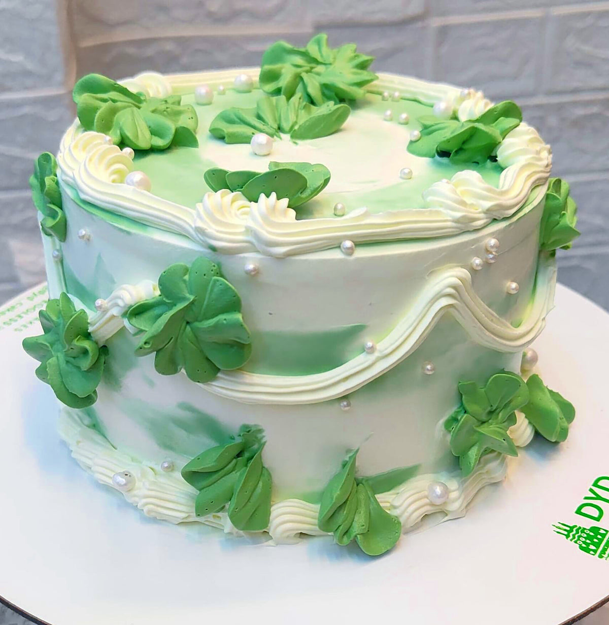 Basic Green Flowers Theme Cake
