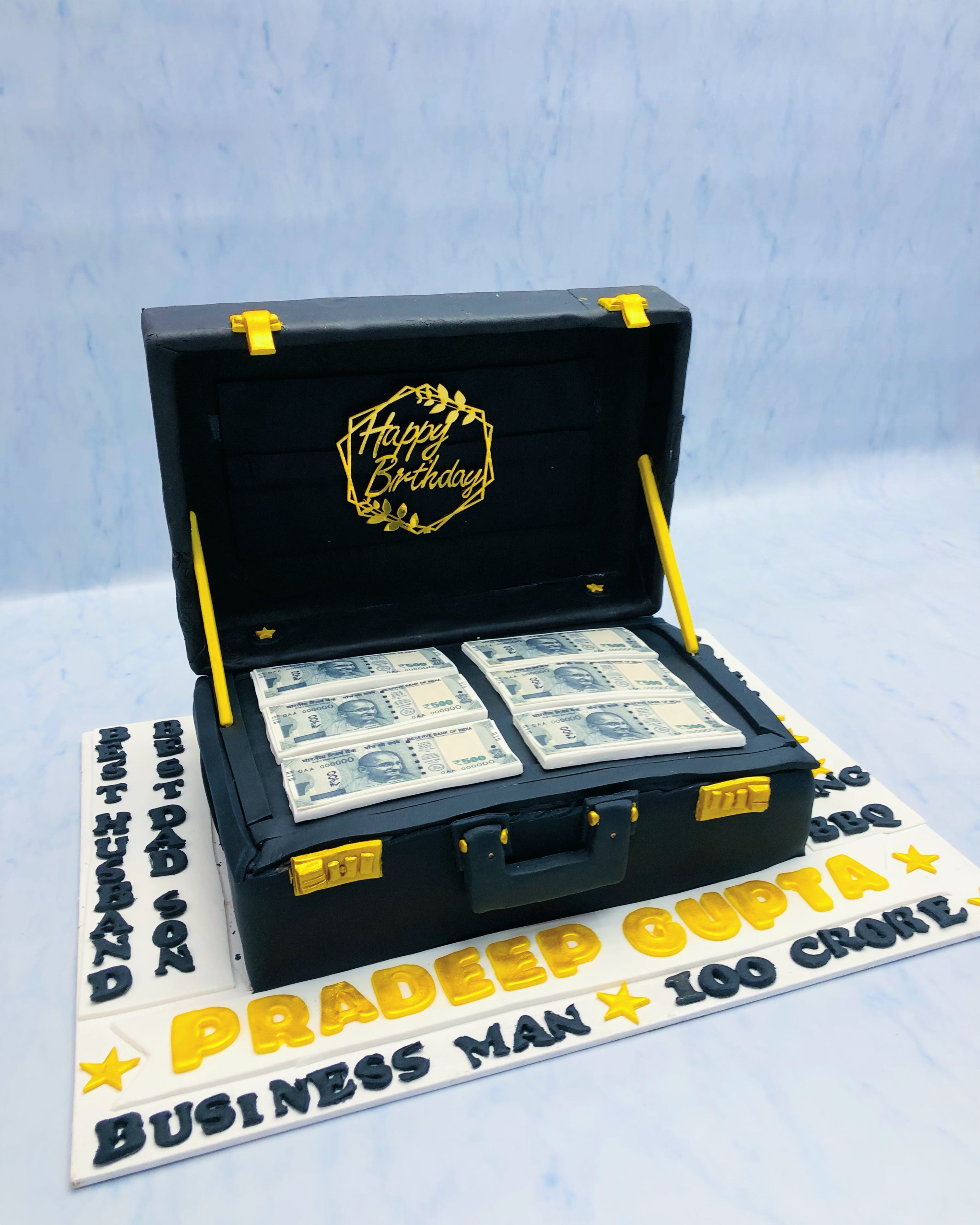 Money Suitcase Theme Cake