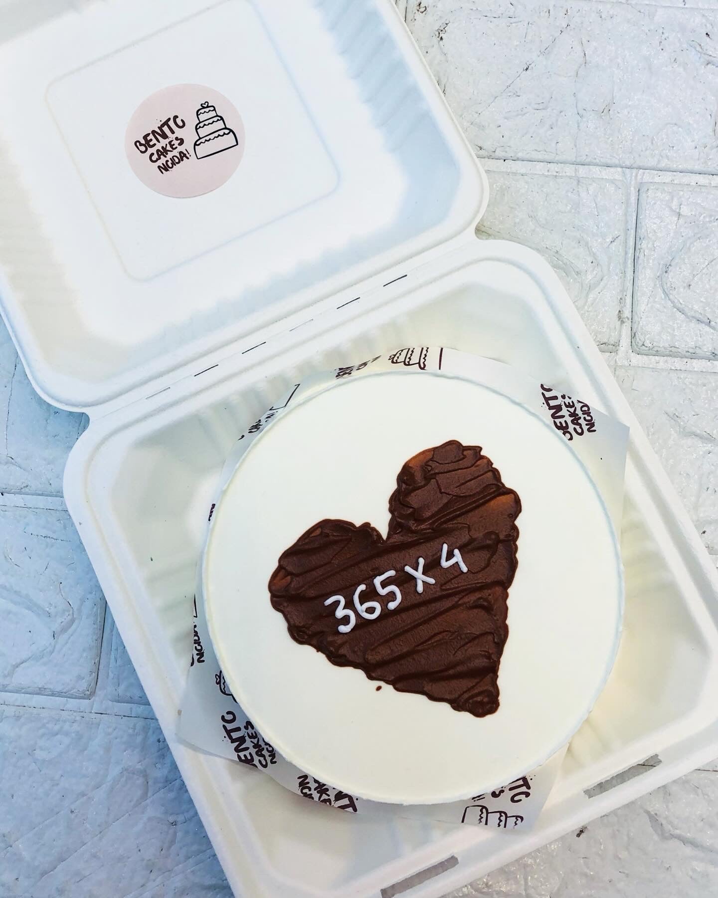 Brown Heart theme Anniversary Bento Cake