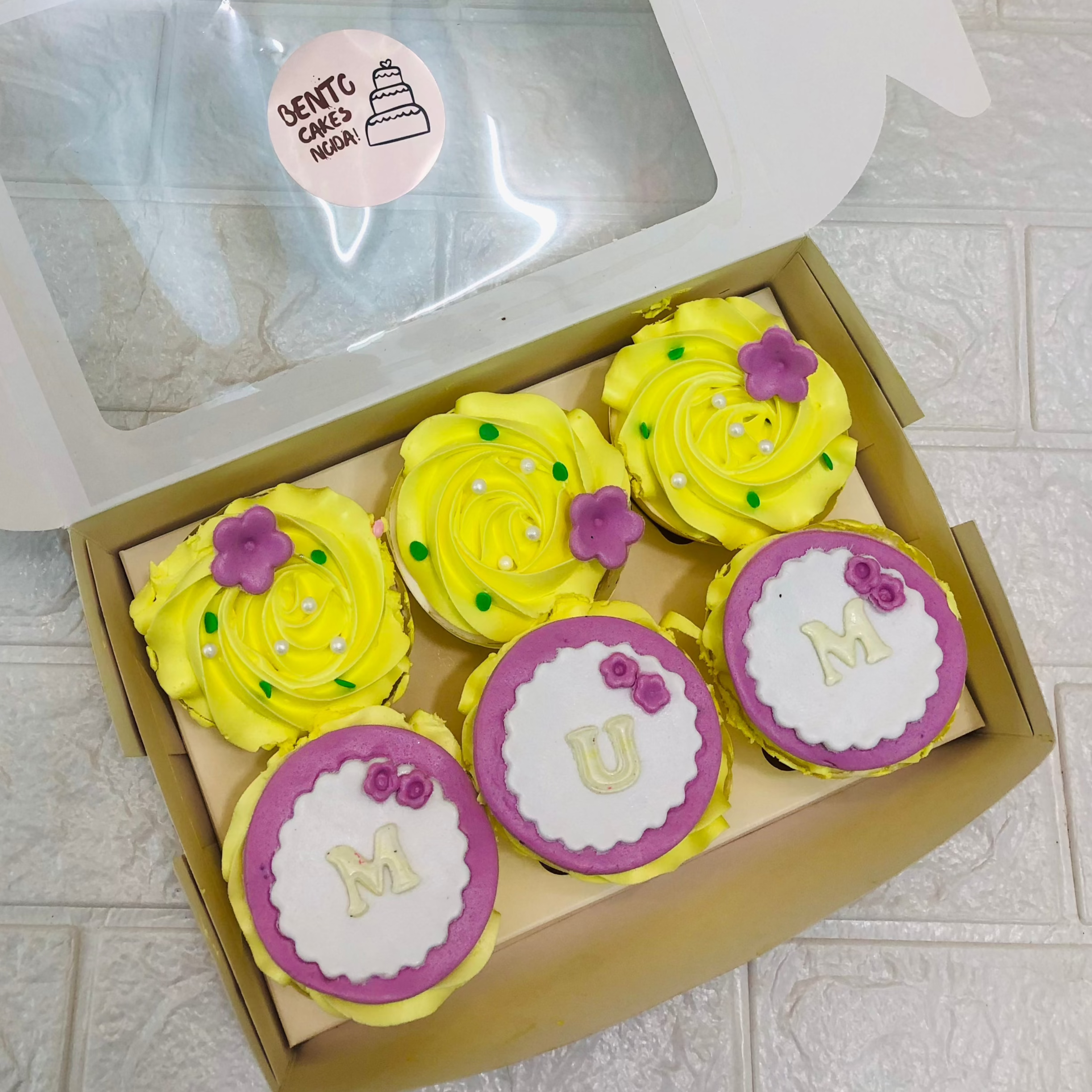 Mom Theme 6 Cupcakes Set