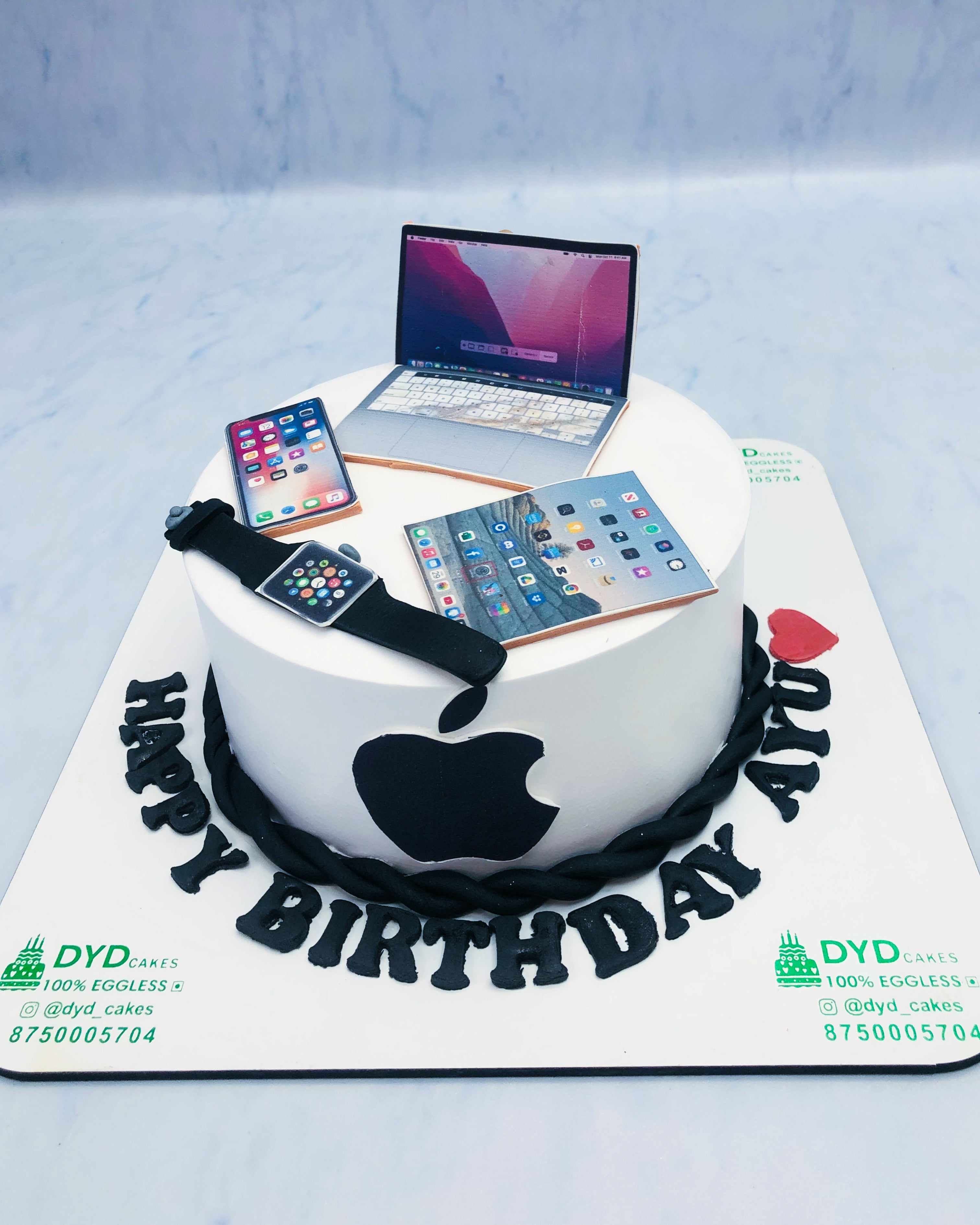 Apple Lover White Cake