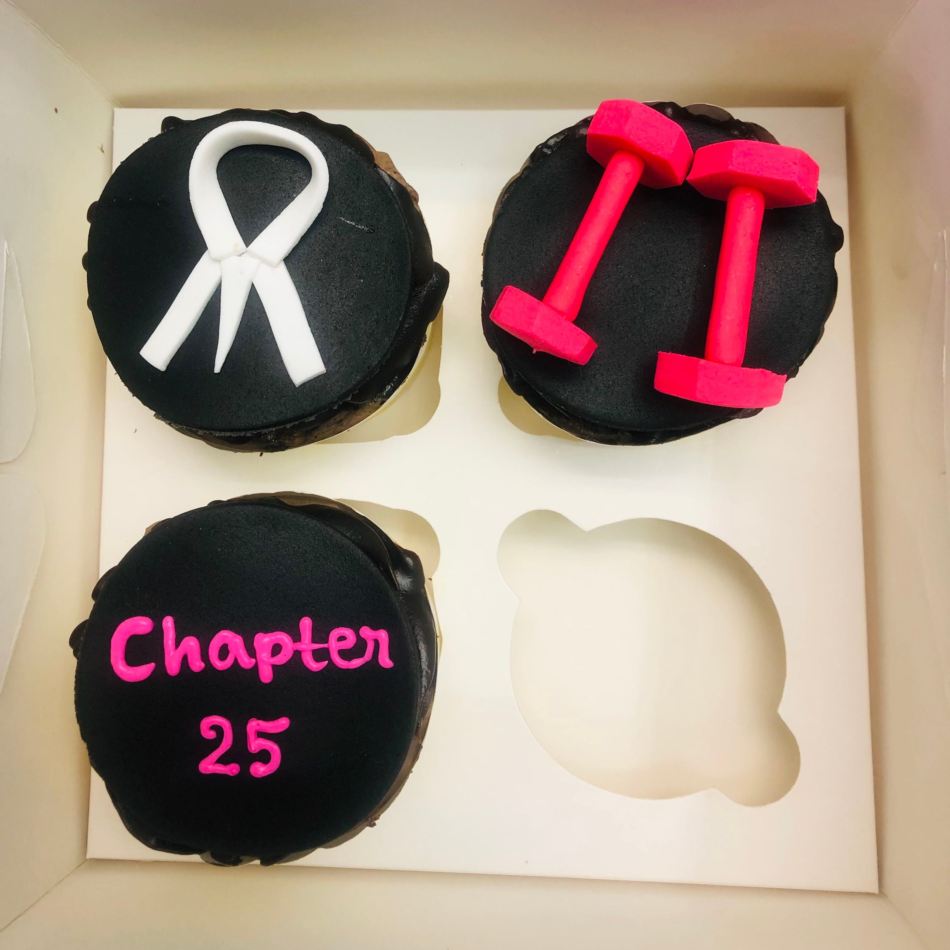 Lawyer Theme 3 Cupcakes Set