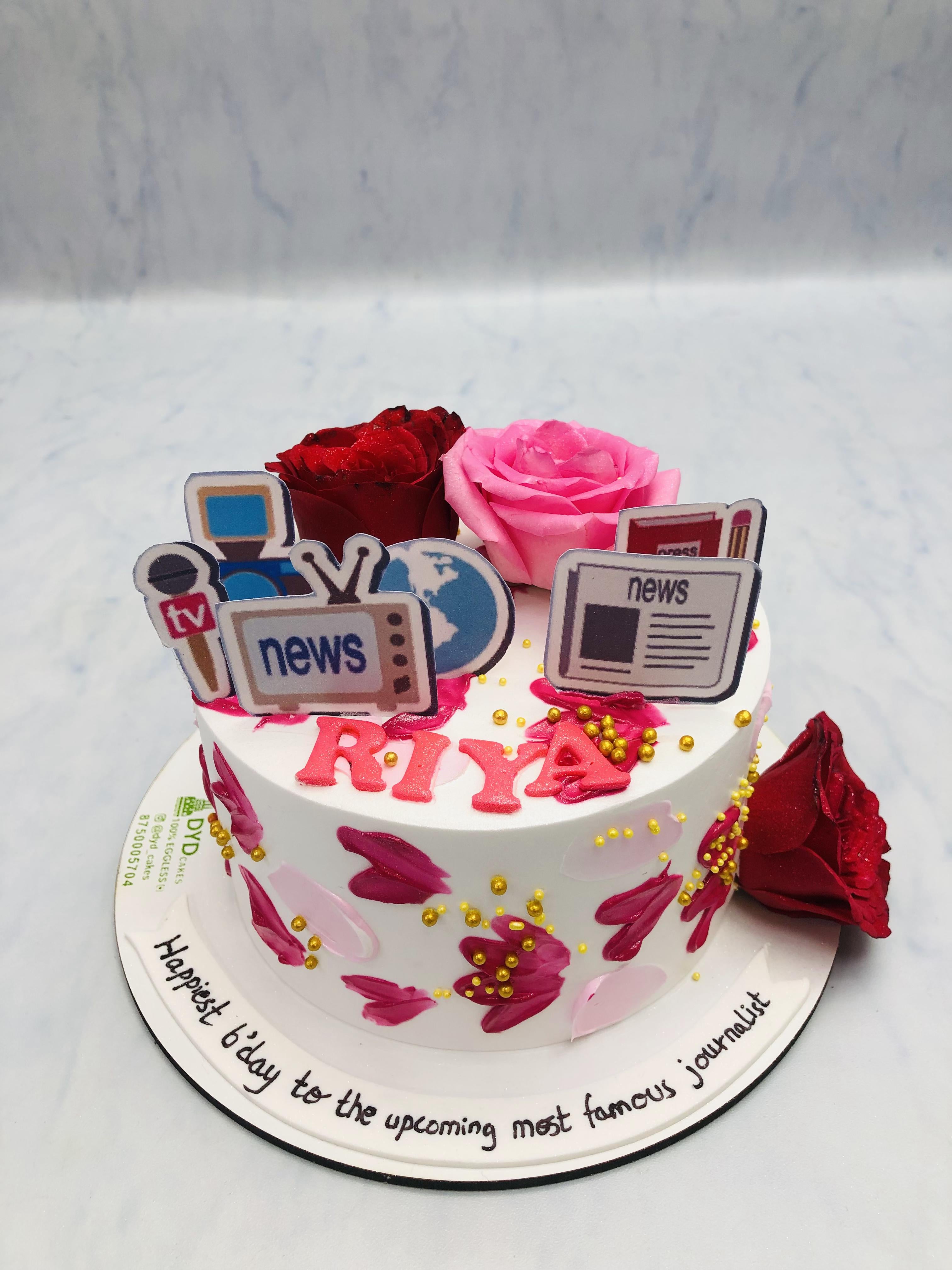 Social Media Theme with Flowers Cake