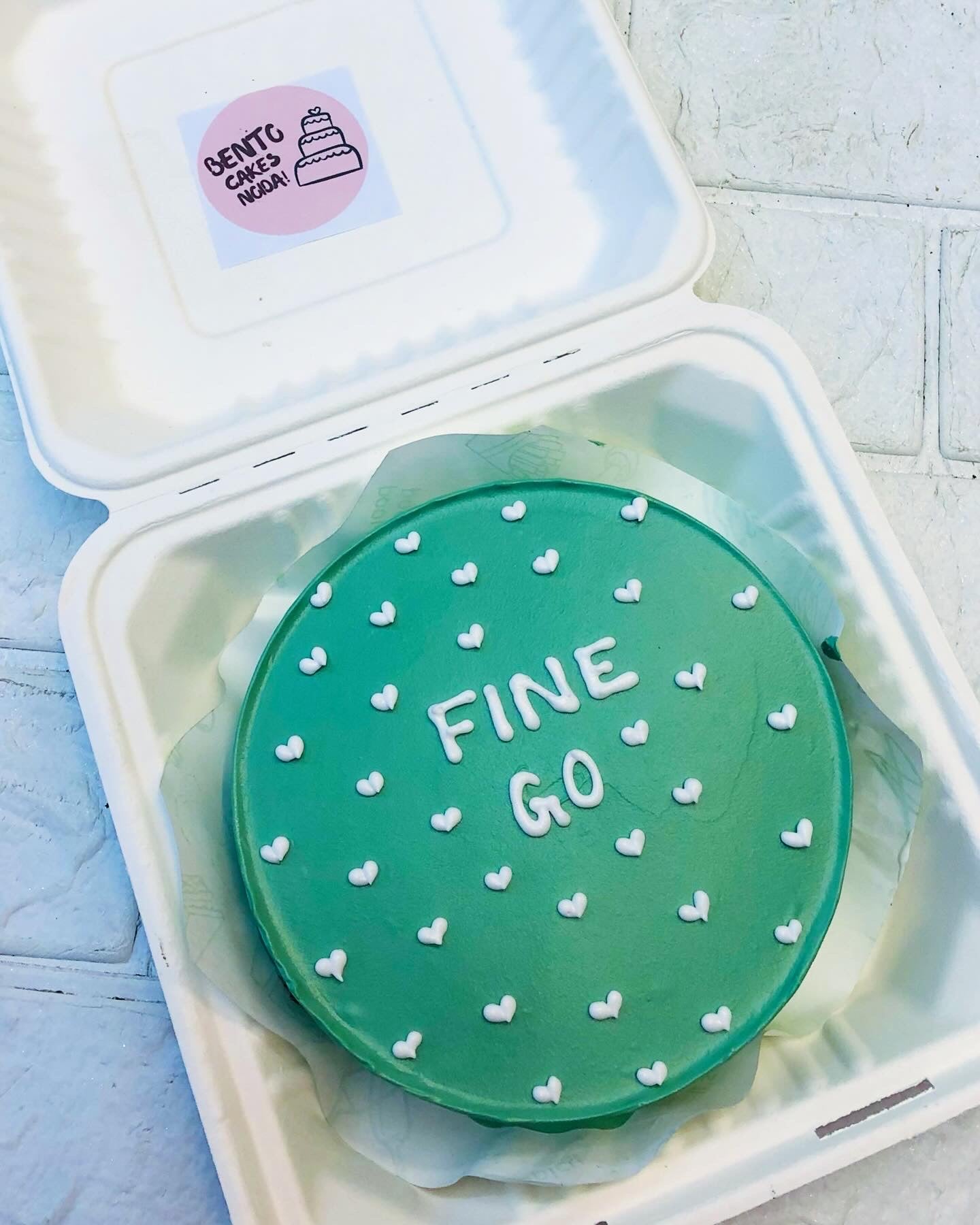 Minimalist Green Bento Cake