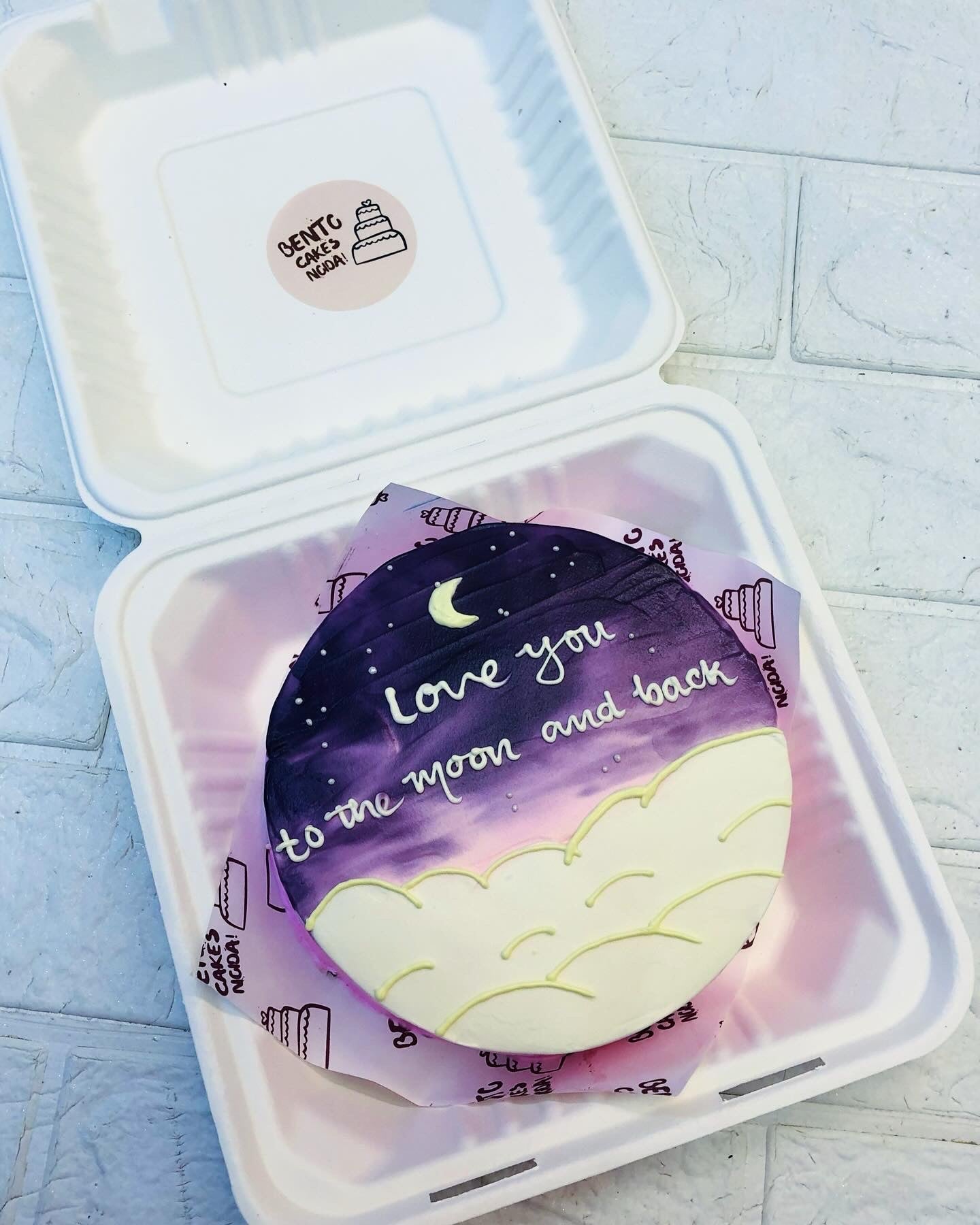 Night Theme Aesthetic Bento Cake
