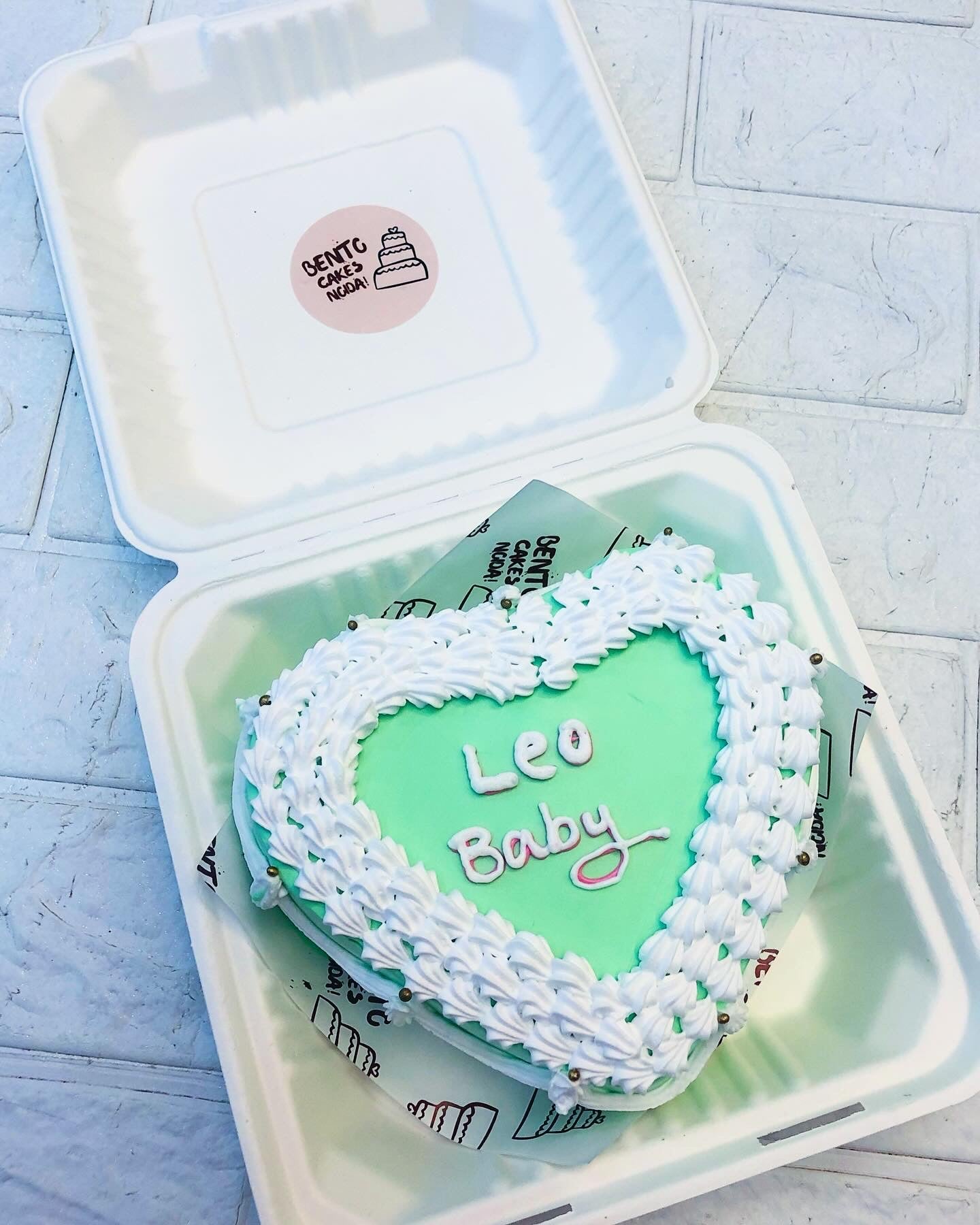 Leo Baby Pretty Heart Bento Cake