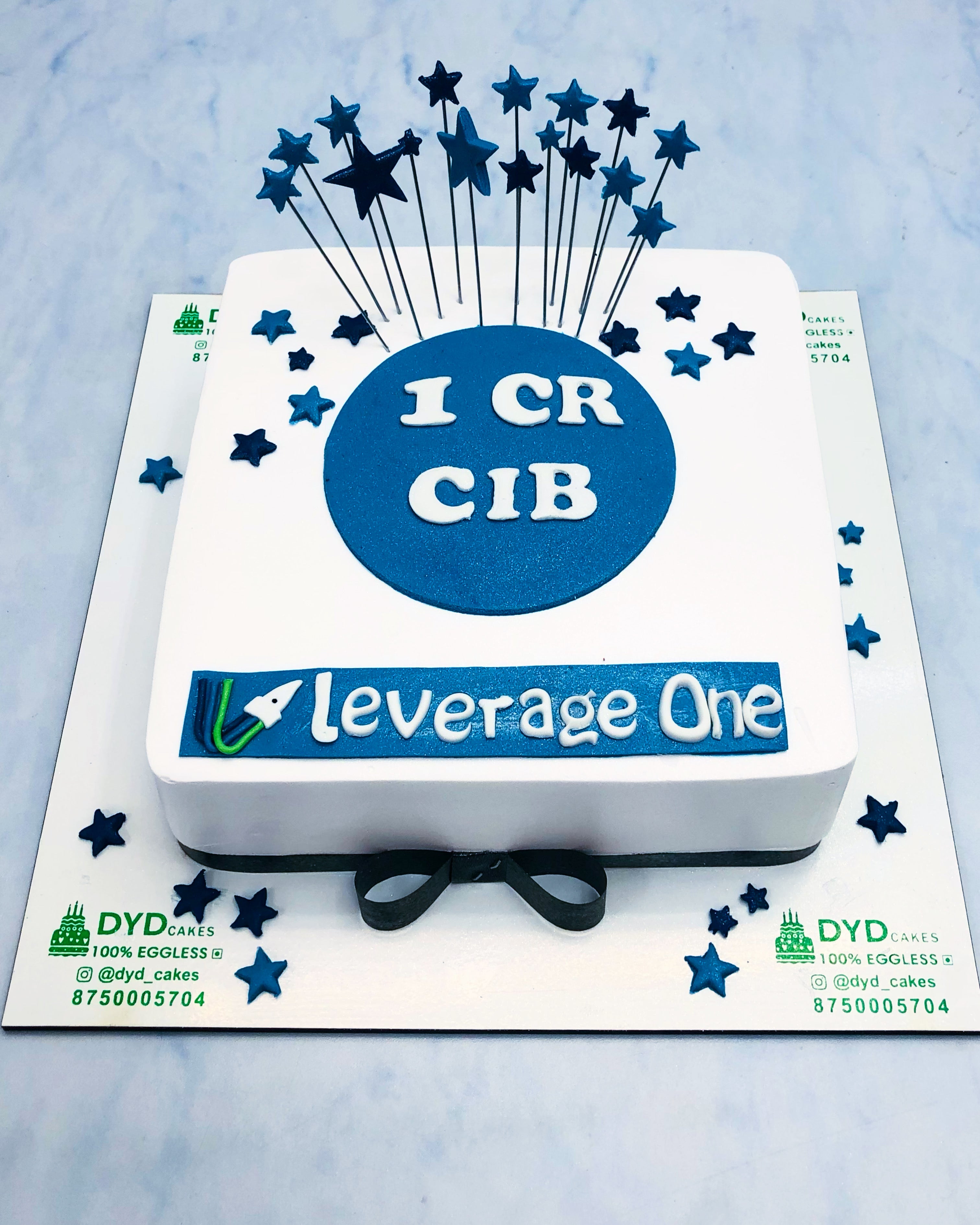 Leverage One Commercial Blue White Cake