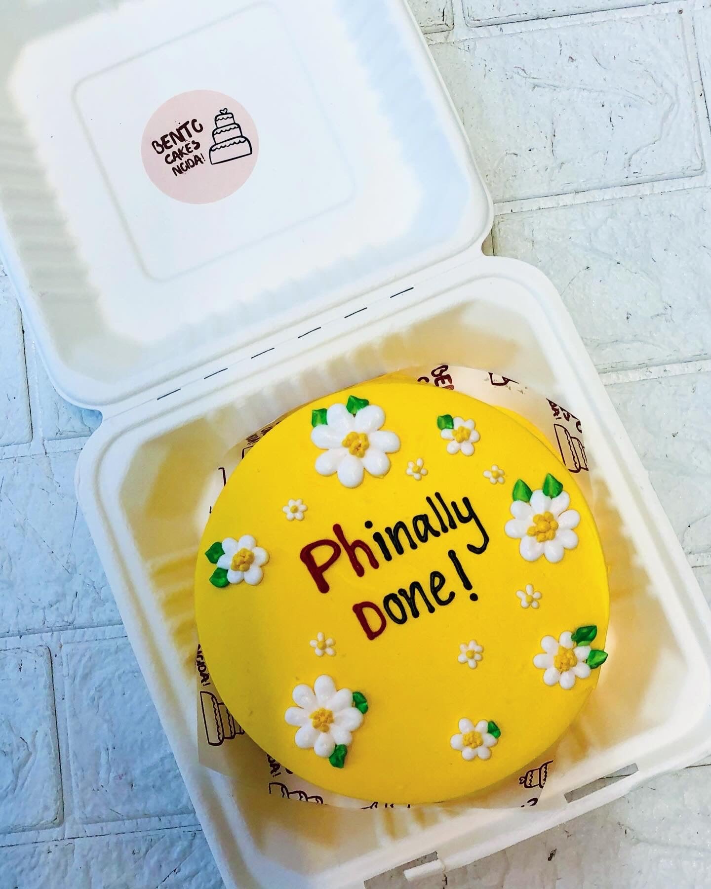 White Flowers Theme Yellow Bento Cake