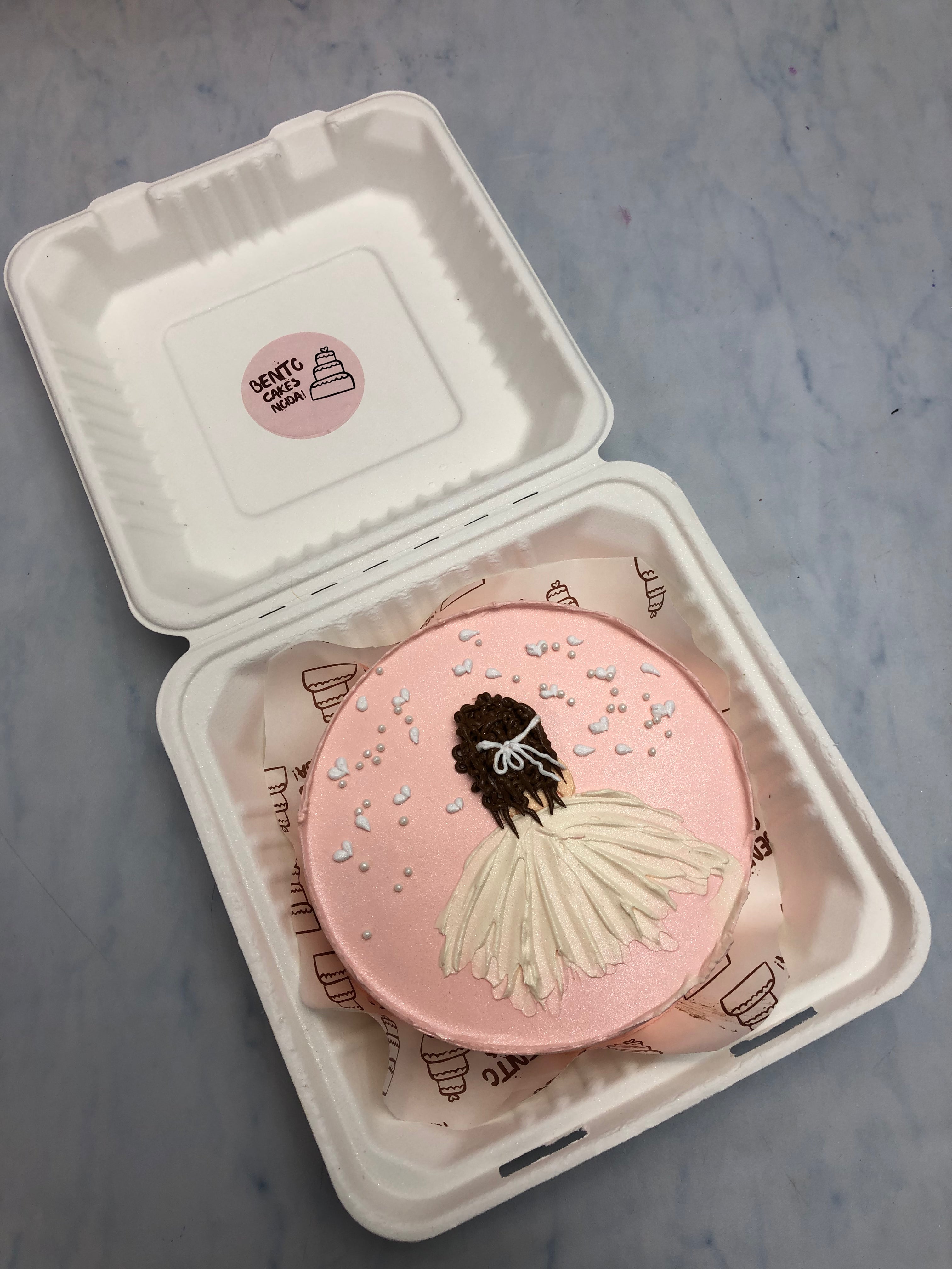 Peach Color Girl  Bento Cake