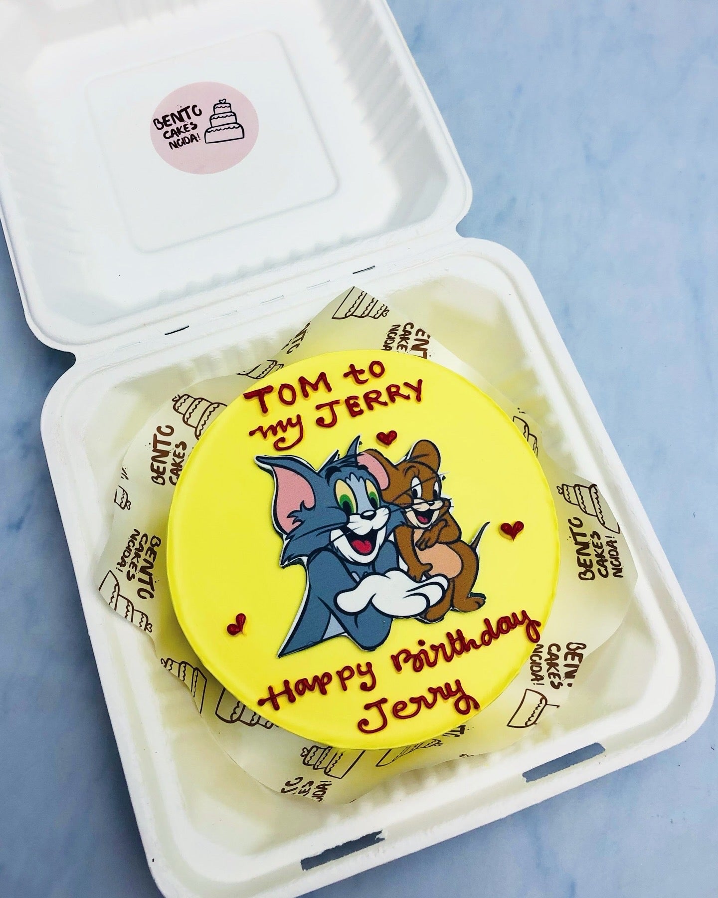Tom & Jerry theme Yellow Bento Cake