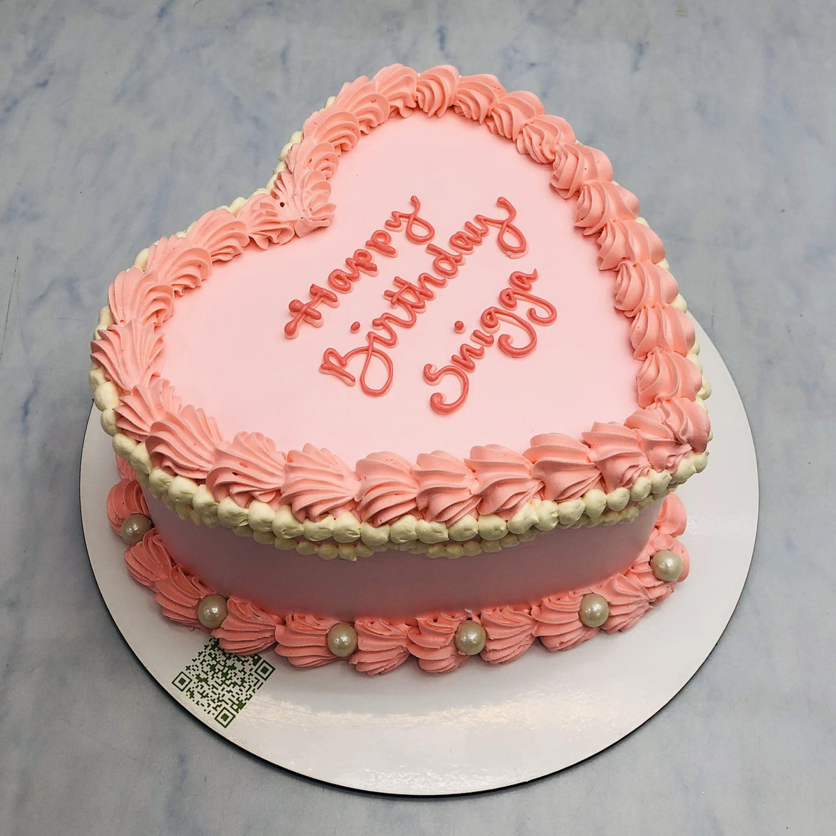 Light Orange & Pearls Heart Cake