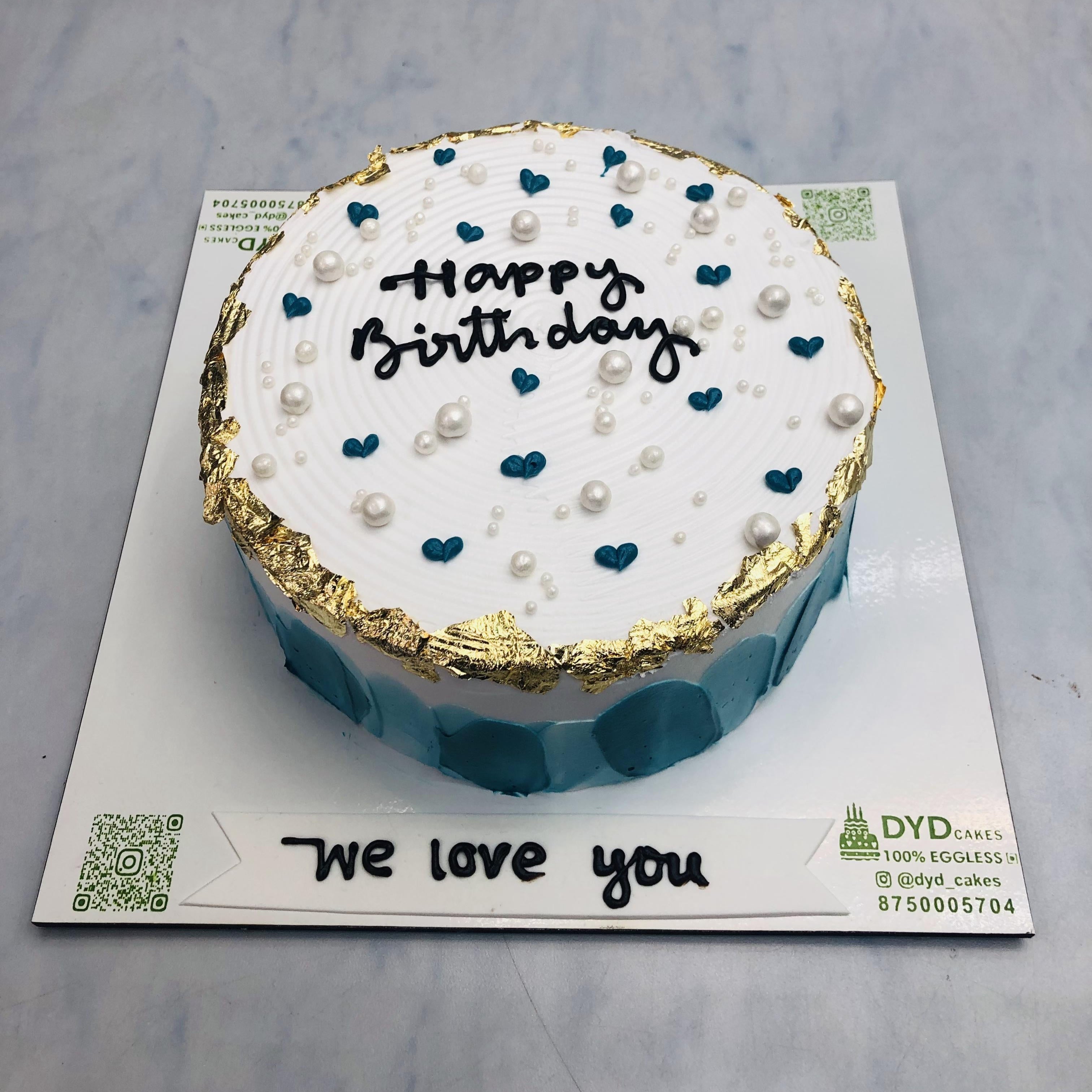 White Pearls Aesthetic Cake