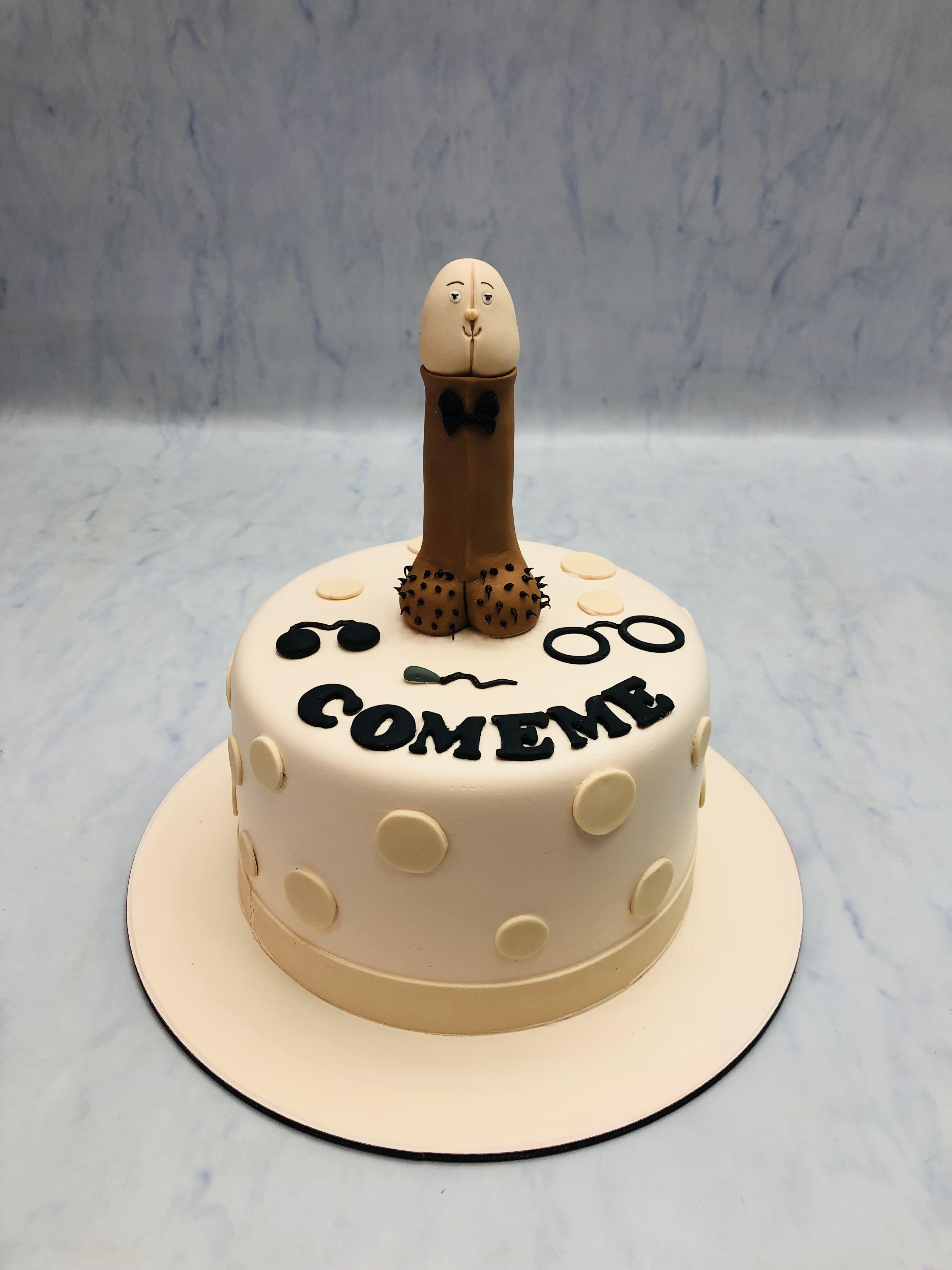 Come Me Theme Custom Cake