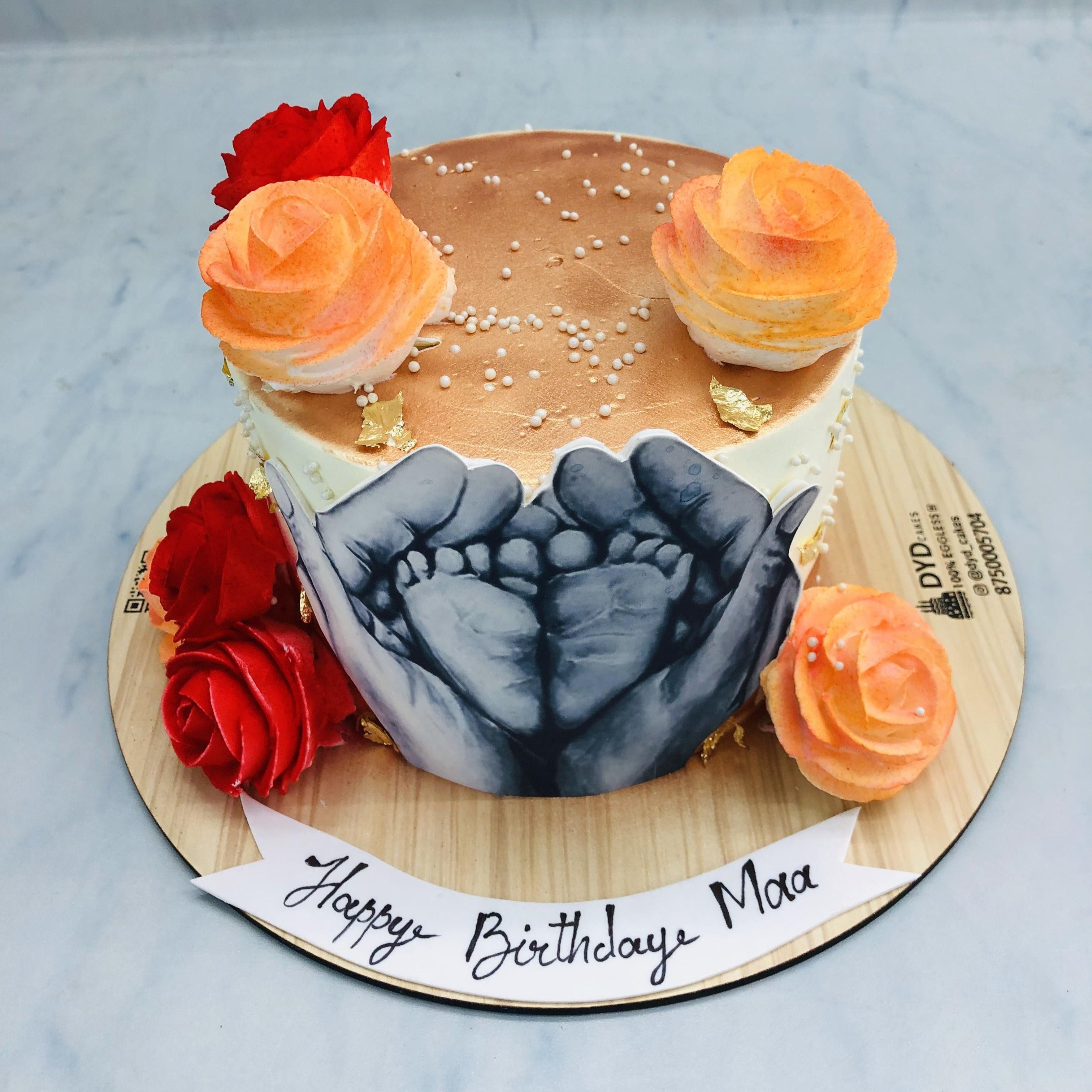 Aesthetic Floral Theme Beautiful Cake