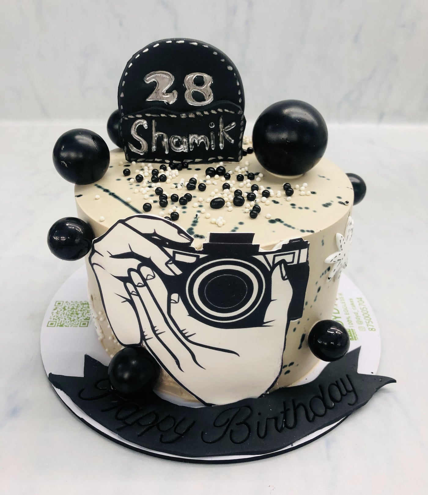 birthday cake photography theme